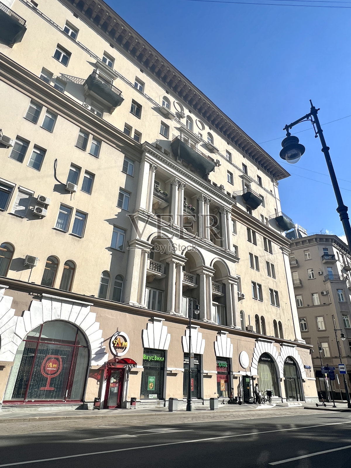 俄罗斯莫斯科市中心的住宅楼照片摄影图片