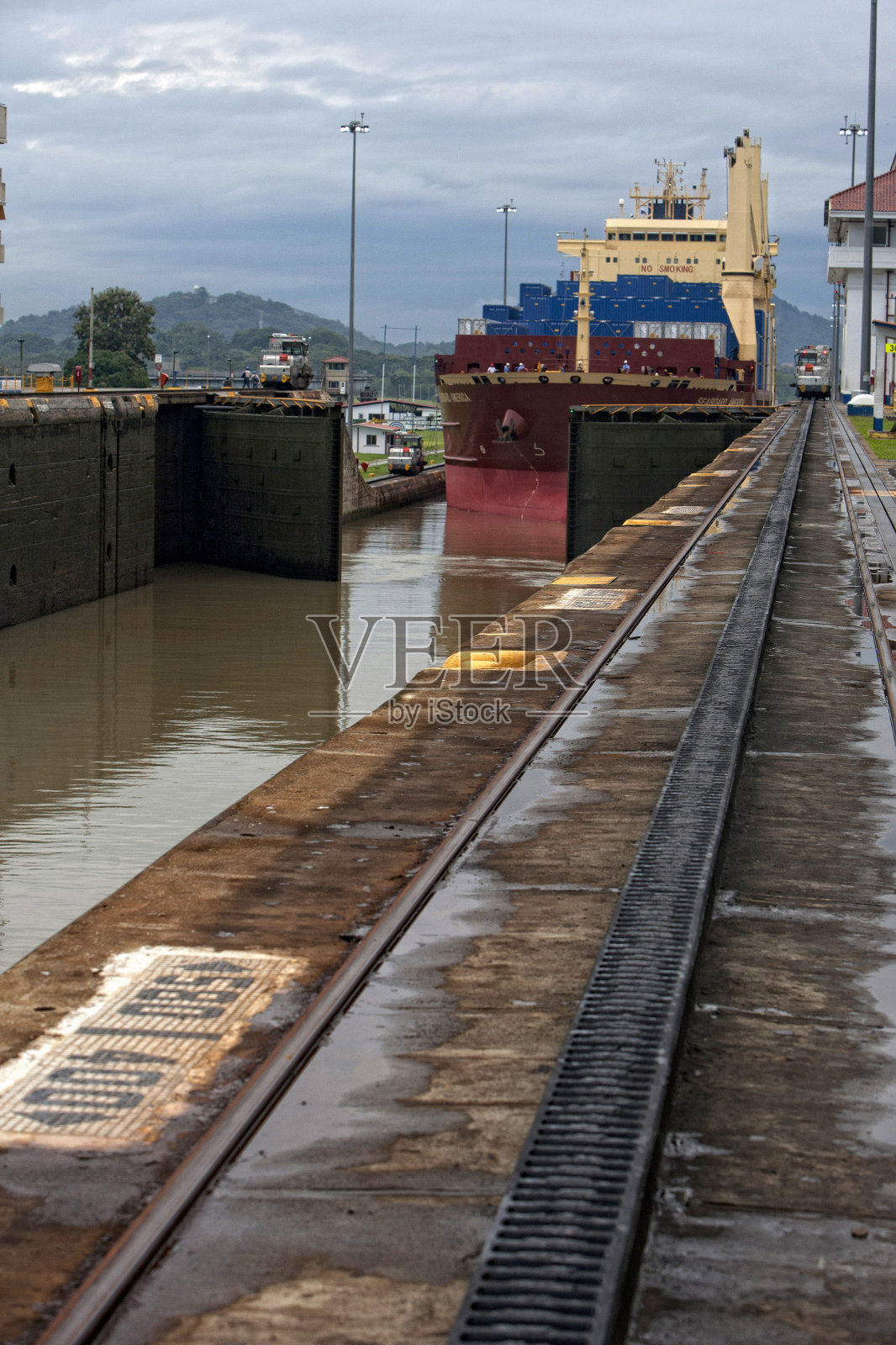 巴拿马运河船闸照片摄影图片