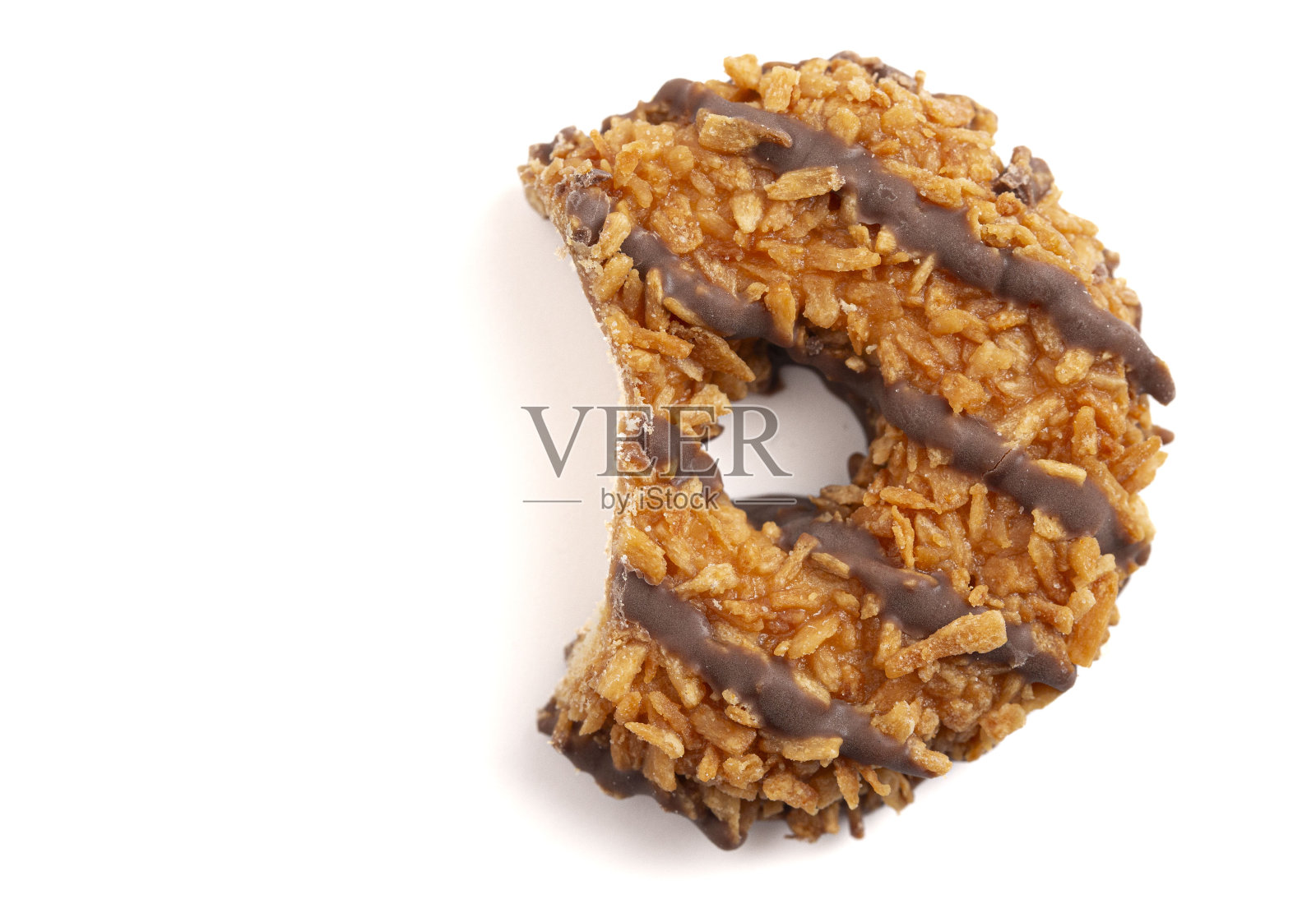 椰子焦糖软糖条纹饼干孤立在一个白色的背景照片摄影图片