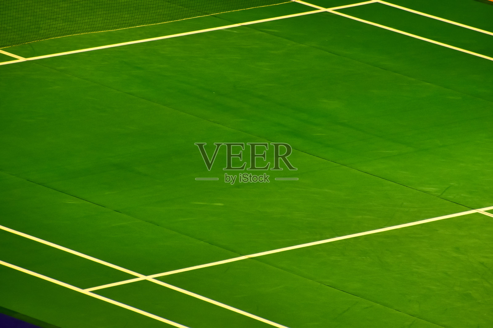 羽毛球场的场景。室内羽毛球场照片摄影图片