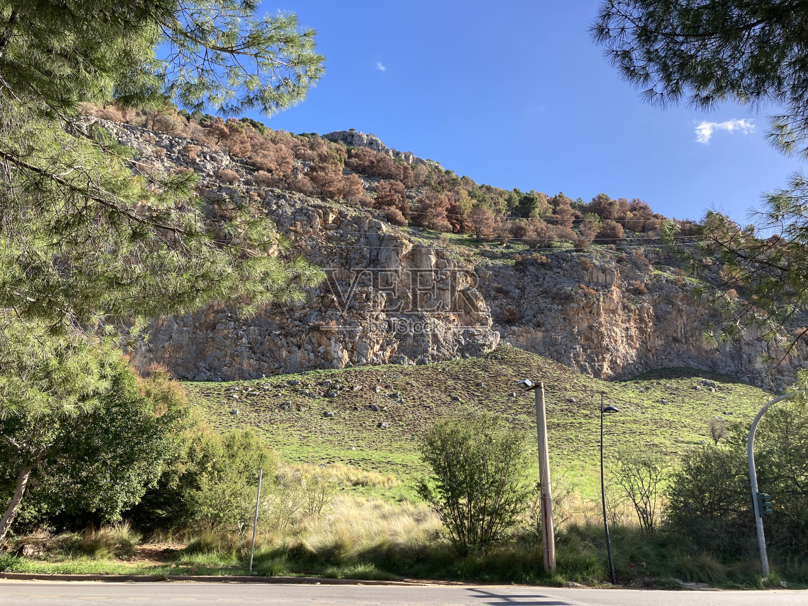 意大利西西里岛自然保护区的石山照片摄影图片