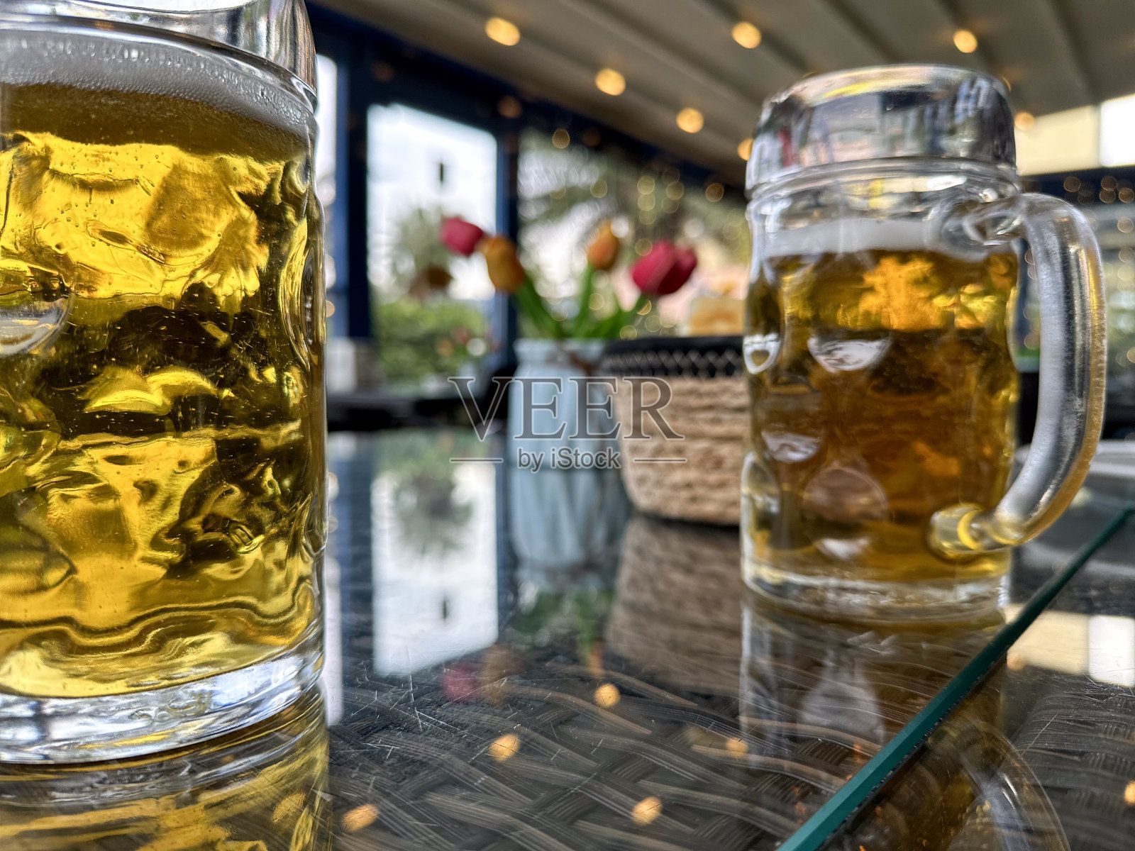 几杯啤酒照片摄影图片