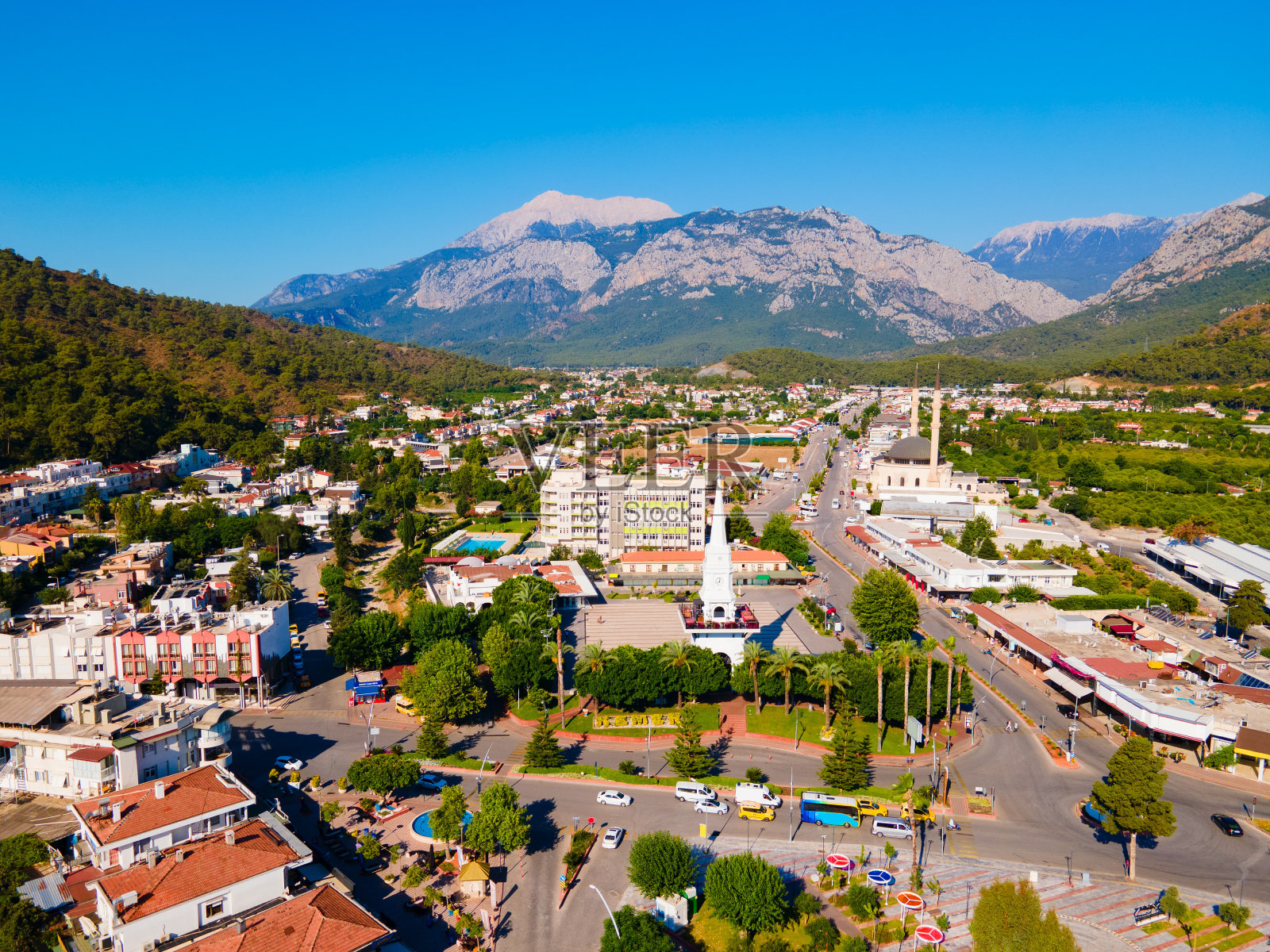 土耳其凯默尔市中心鸟瞰图照片摄影图片