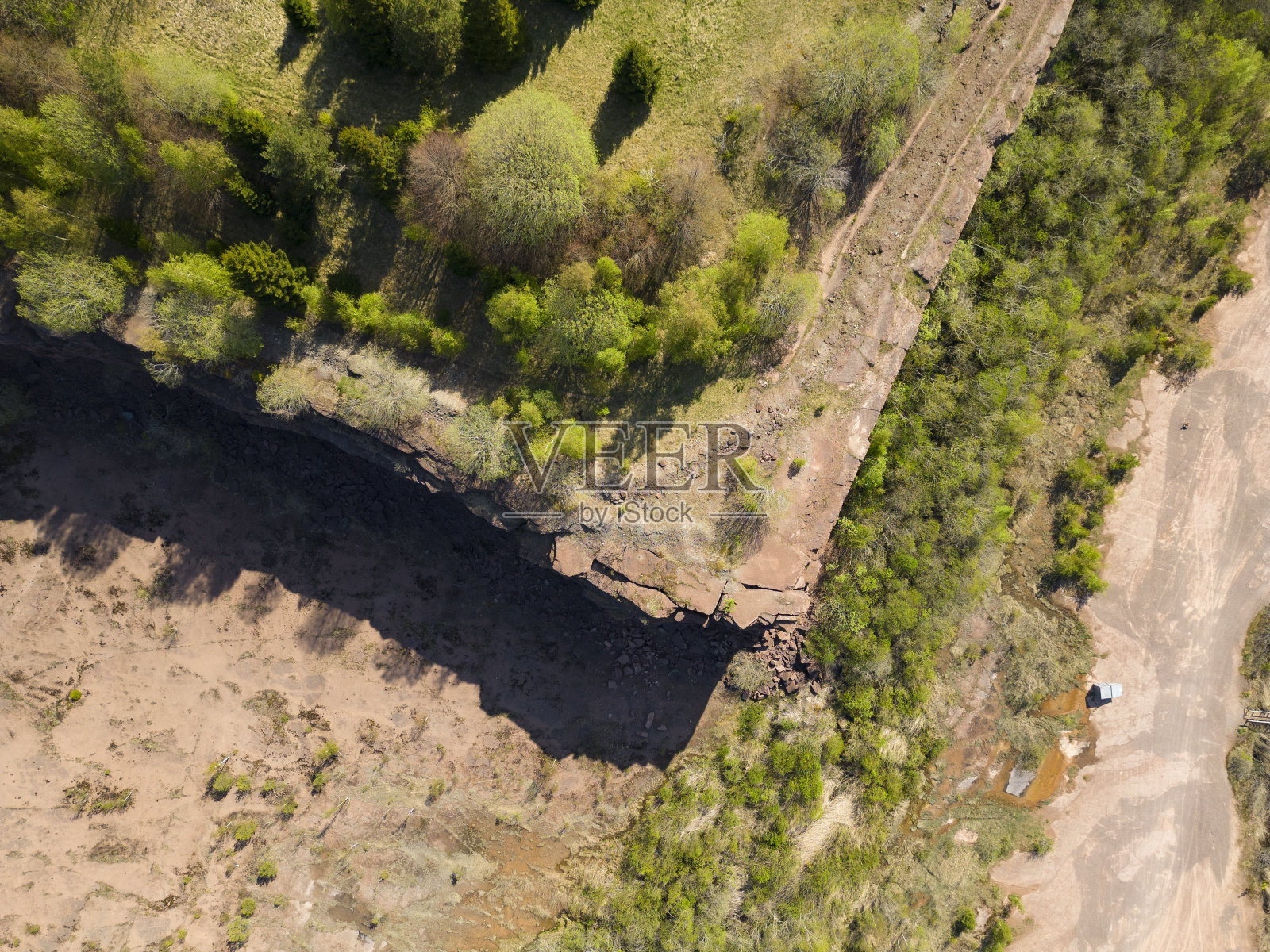 从上面看Chinnekulle采石场照片摄影图片