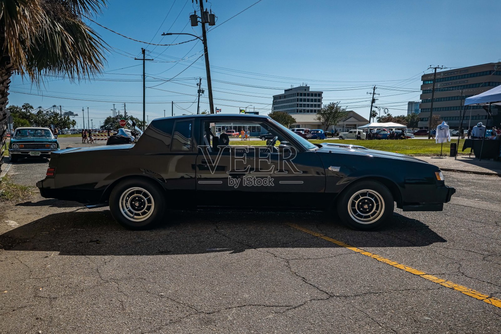 1985年别克君威大国家2门轿车照片摄影图片