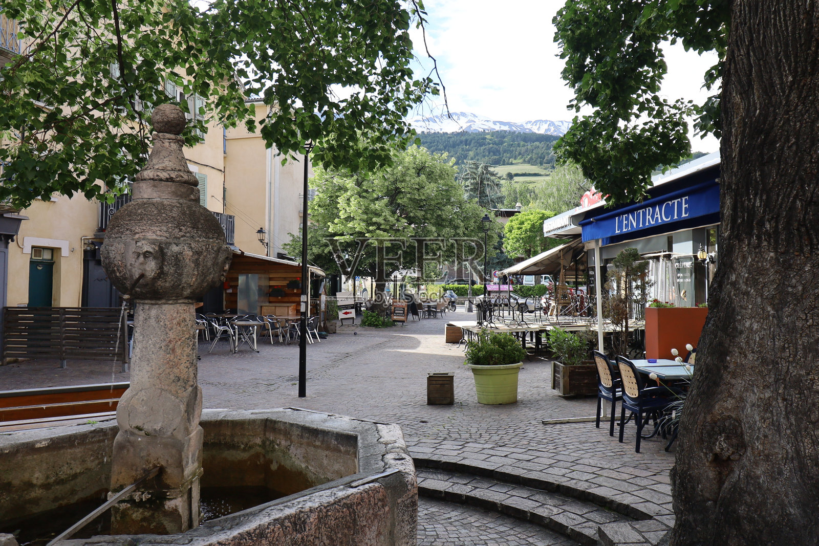 恩布伦——典型的街道照片摄影图片