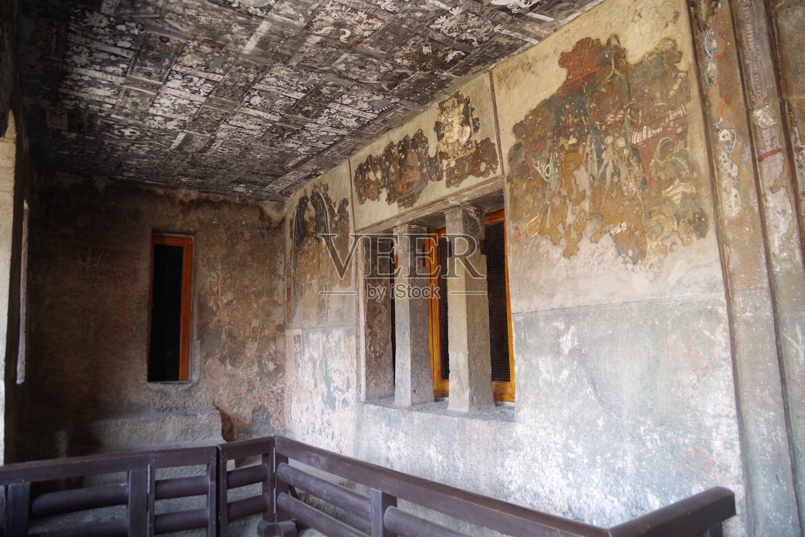 印度的阿旃陀石窟照片摄影图片