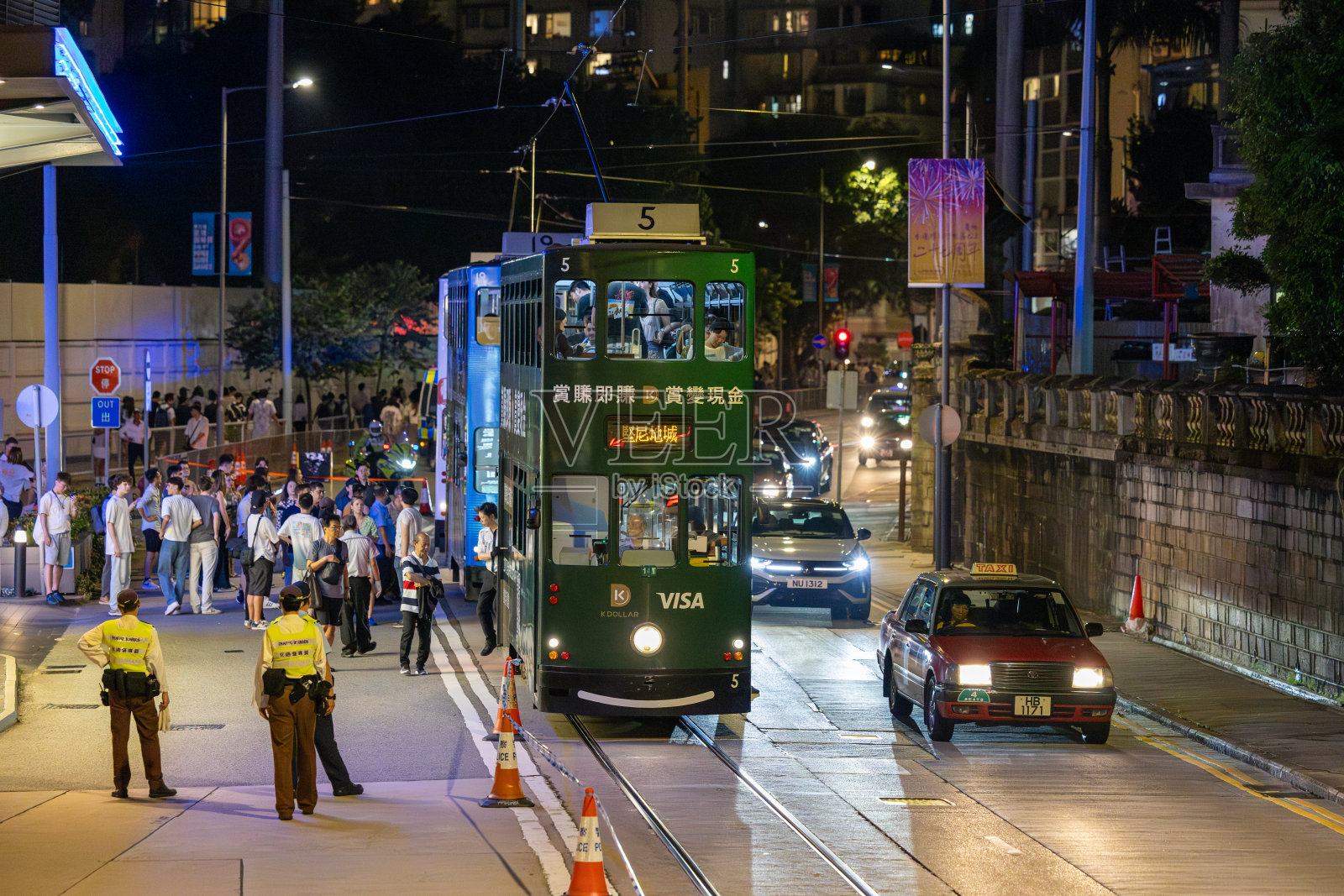 香港跑马地的双层电车照片摄影图片