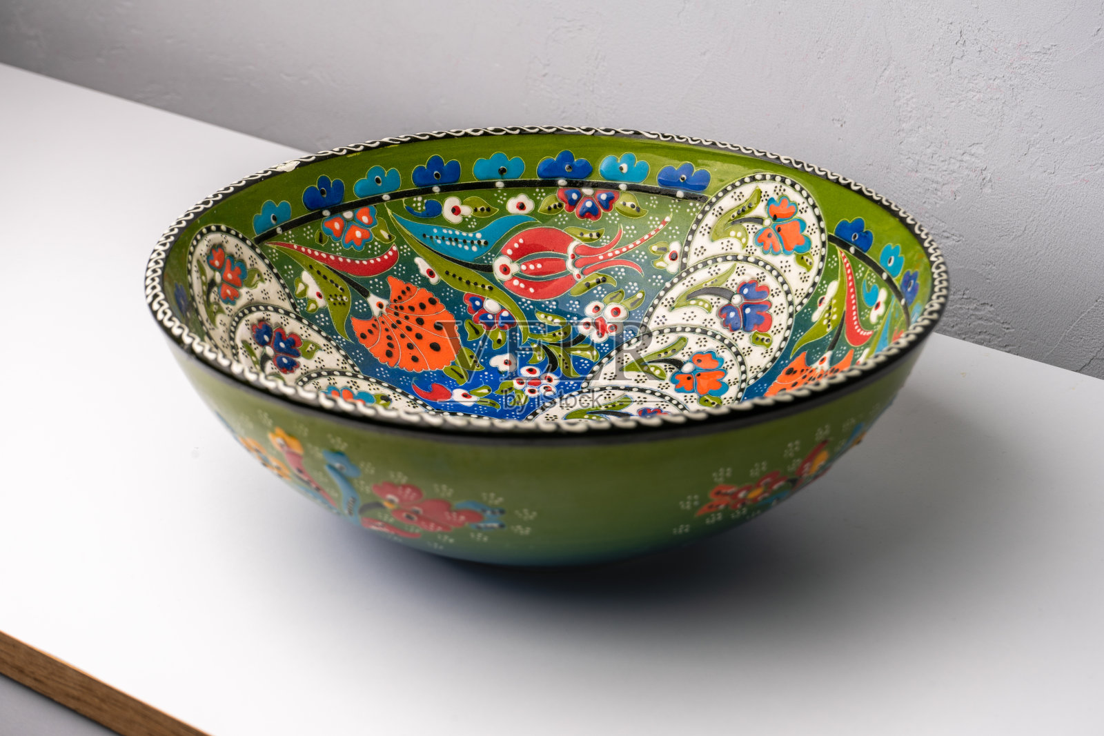 土耳其陶瓷上菜碗照片摄影图片