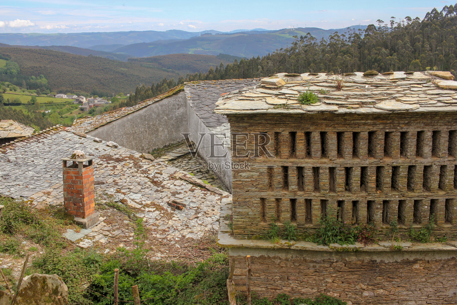 西班牙加利西亚的废弃房屋照片摄影图片