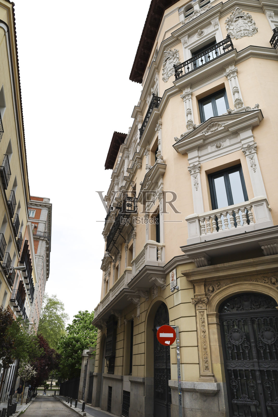 马德里市中心雄伟的建筑照片摄影图片