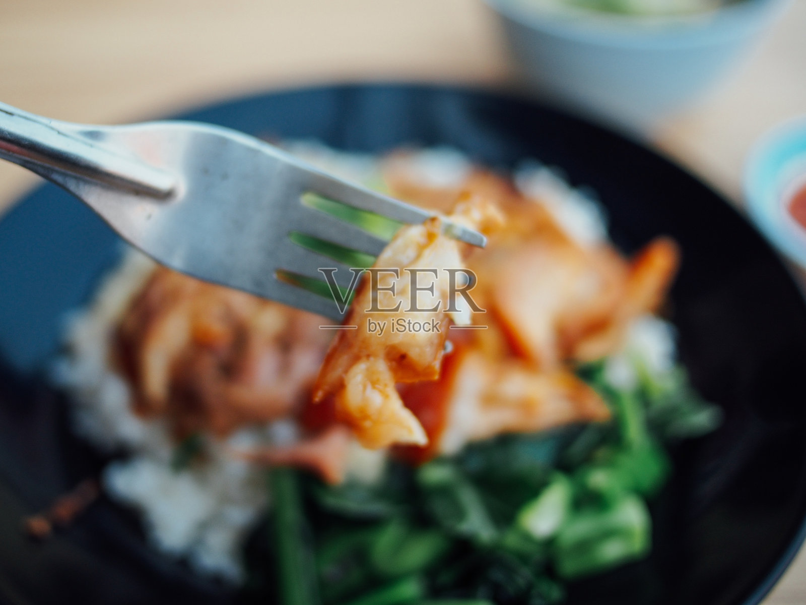 泰式五花肉饭照片摄影图片