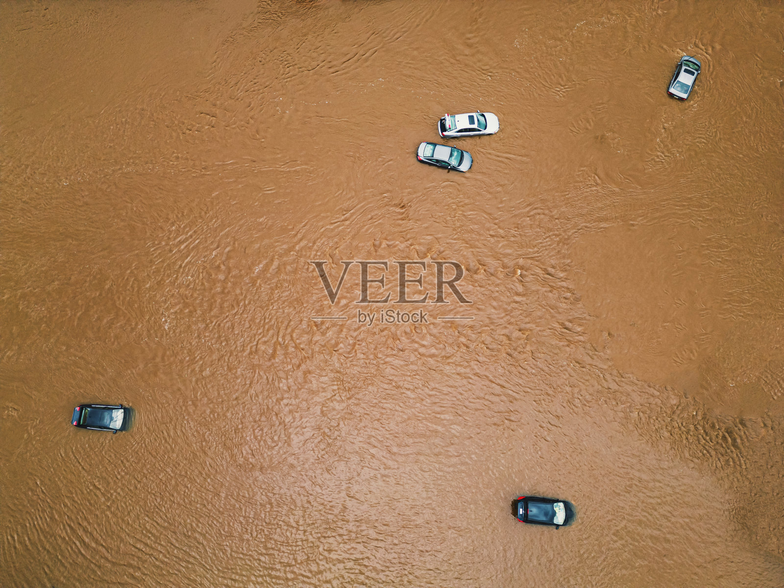 鸟瞰洪水破坏情况照片摄影图片