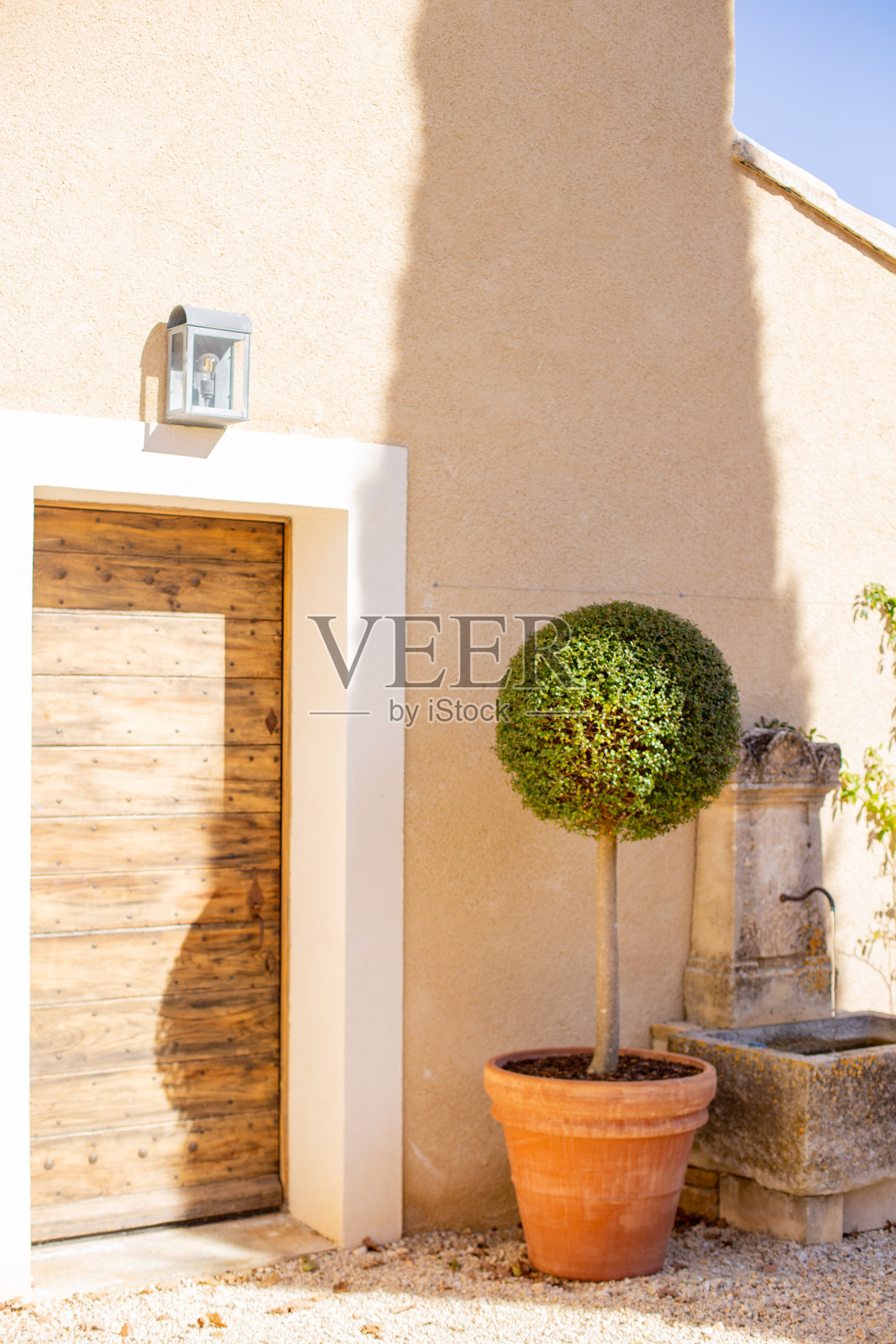 别墅入口照片摄影图片