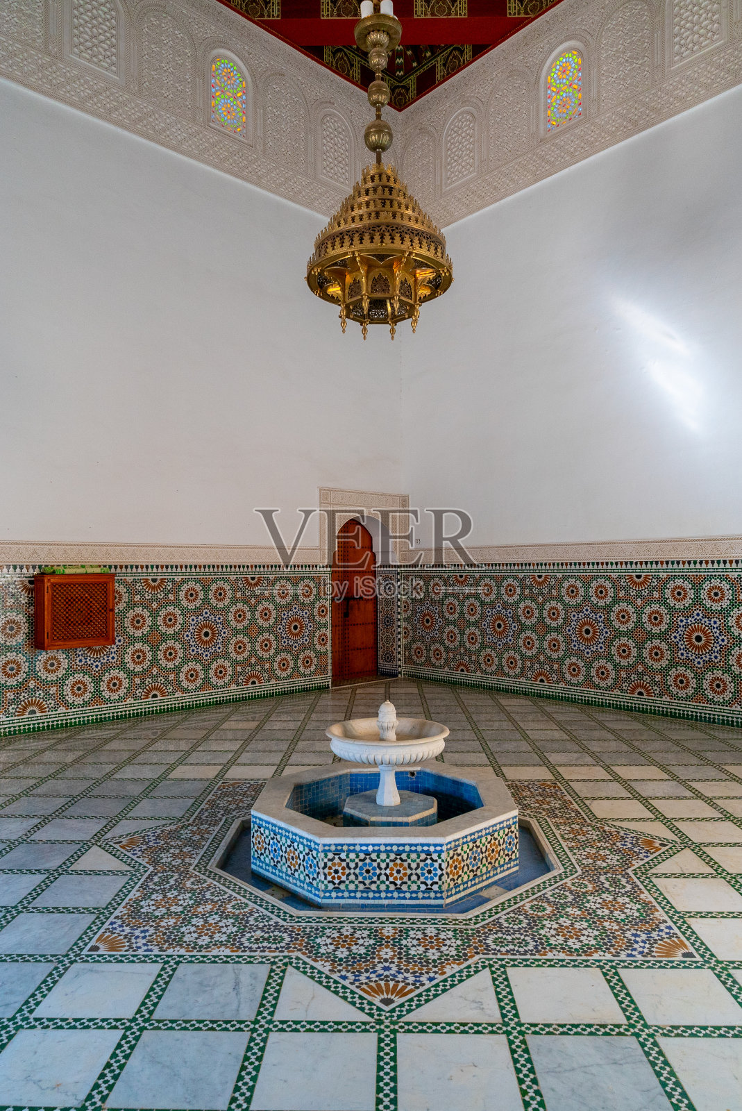 梅克内斯历史悠久的老城里的布伊纳尼亚宗教学校的内景照片摄影图片