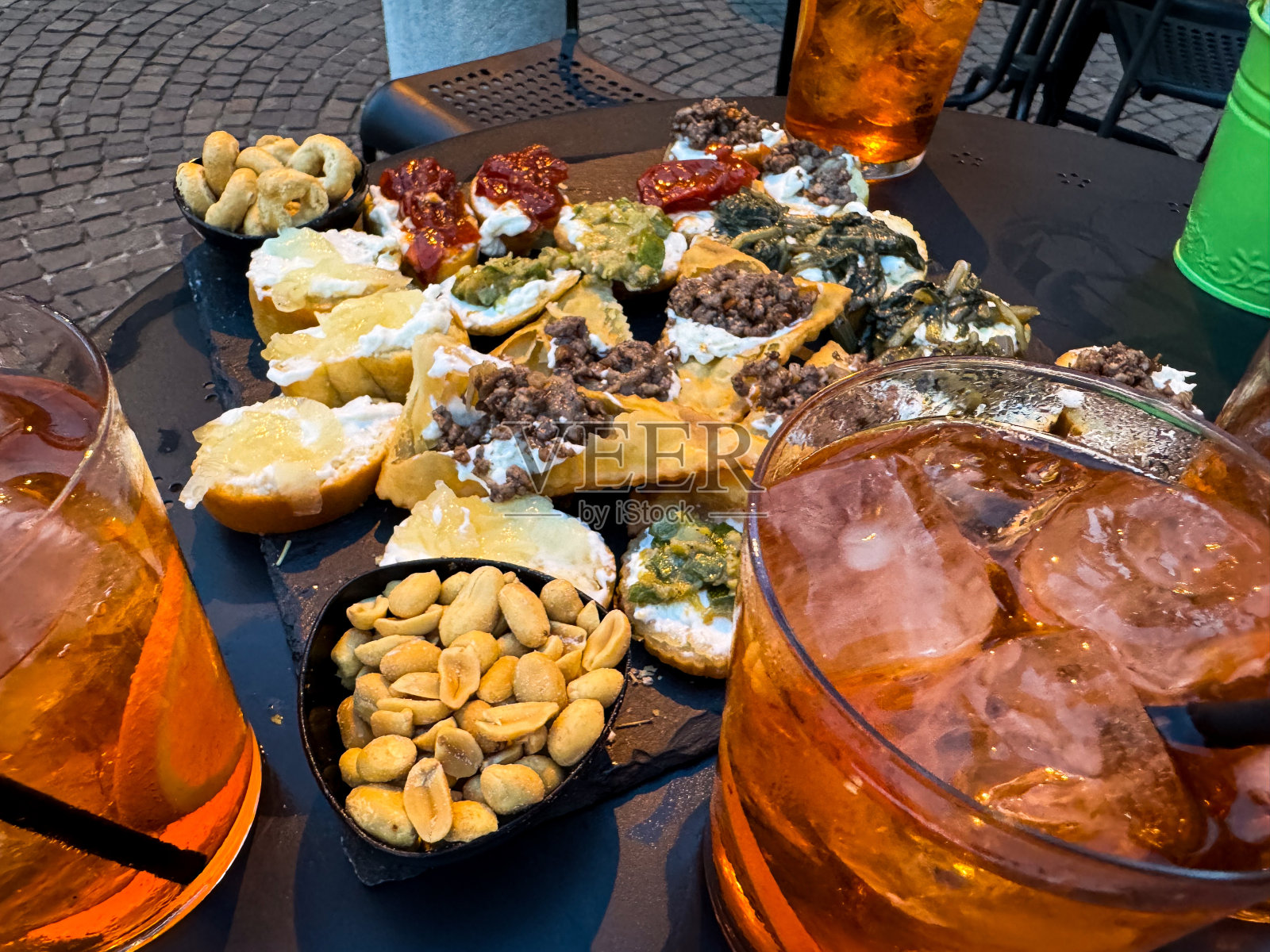 意大利的酒精开胃酒照片摄影图片