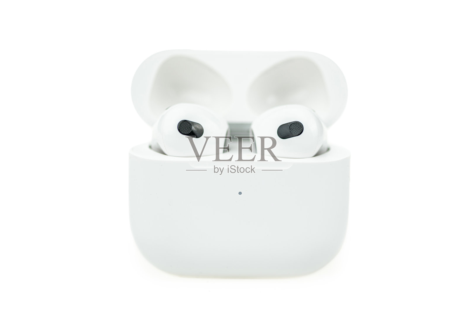 蓝牙耳机隔离在白色背景上照片摄影图片