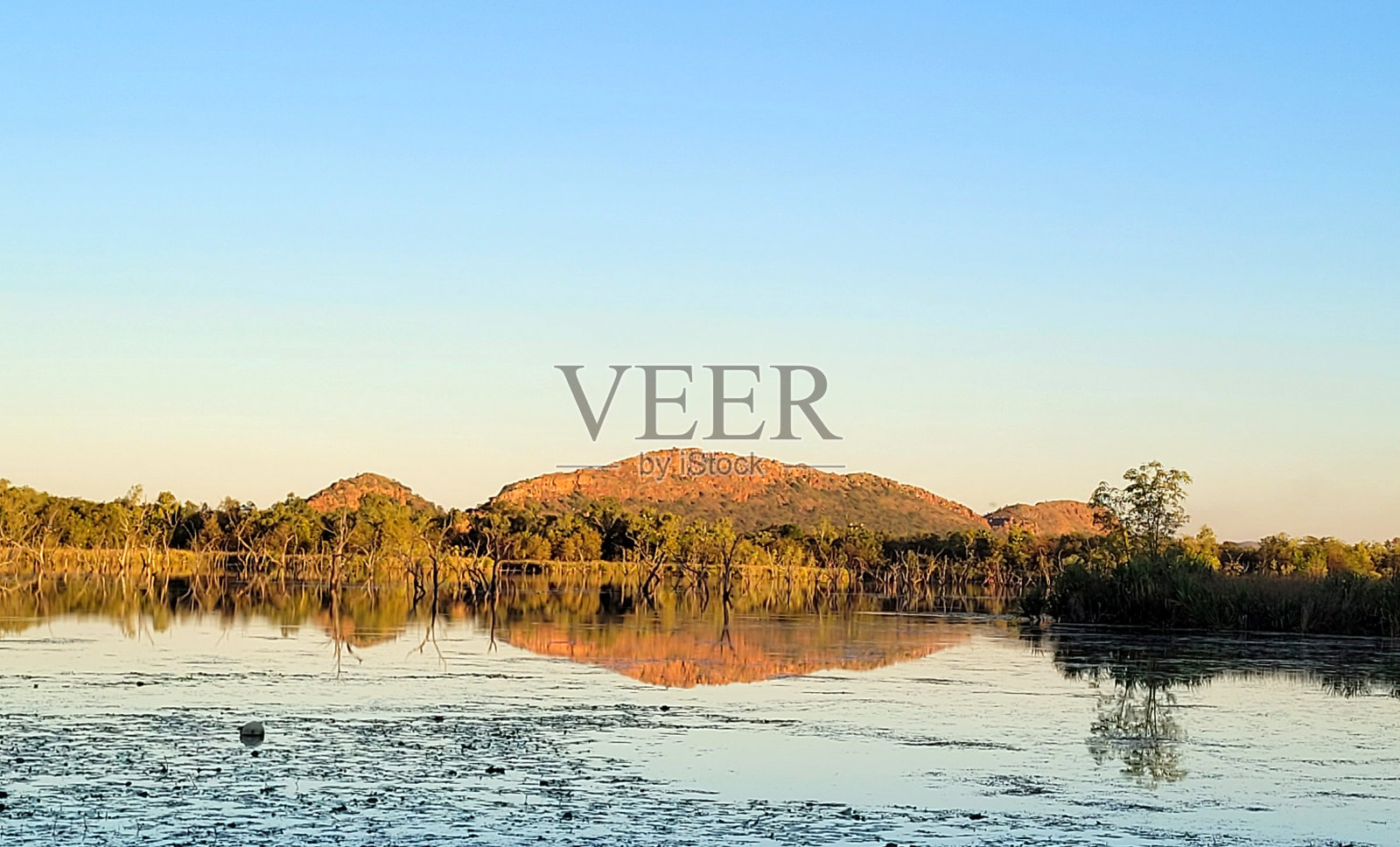 库努努拉湖的日落照片摄影图片