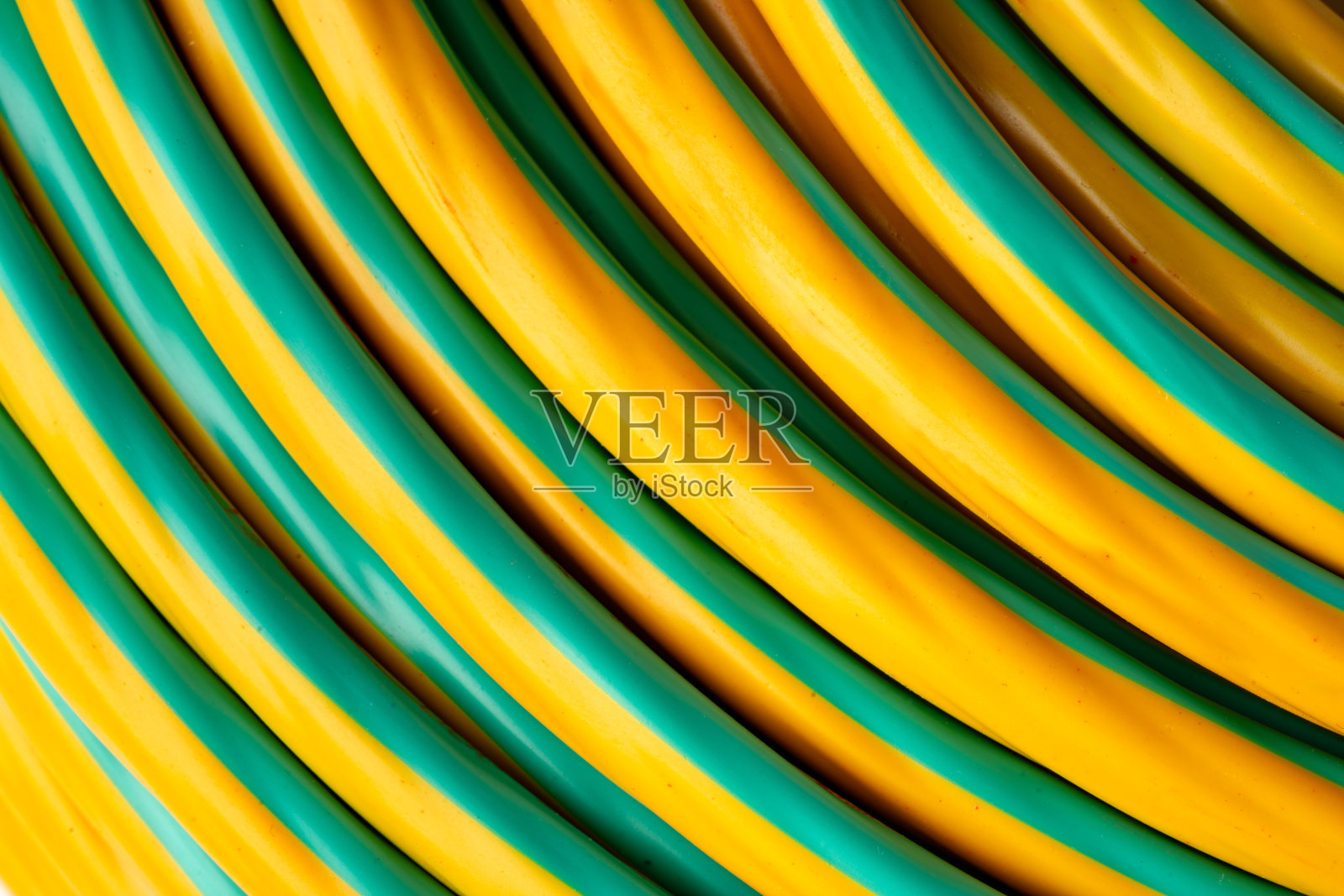 黄色和绿色条纹电缆特写照片摄影图片