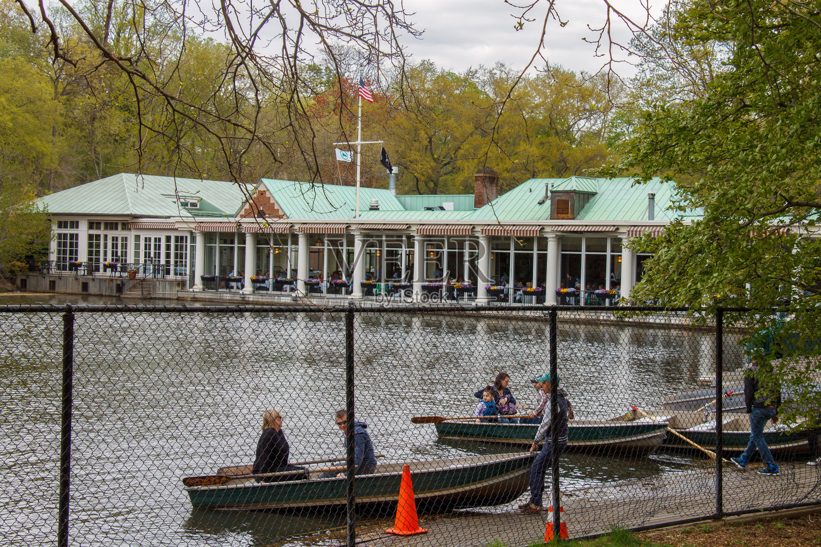 纽约中央公园的船屋照片摄影图片