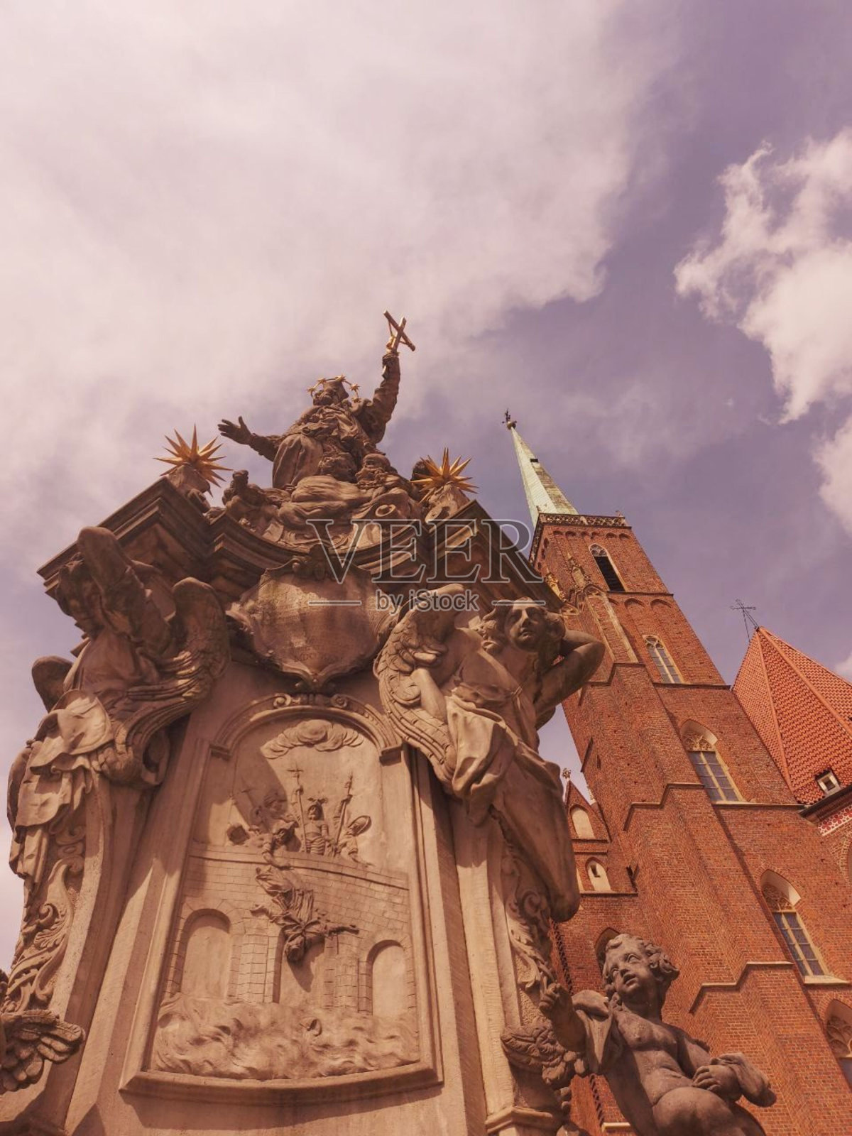 有天使雕像的纪念碑照片摄影图片