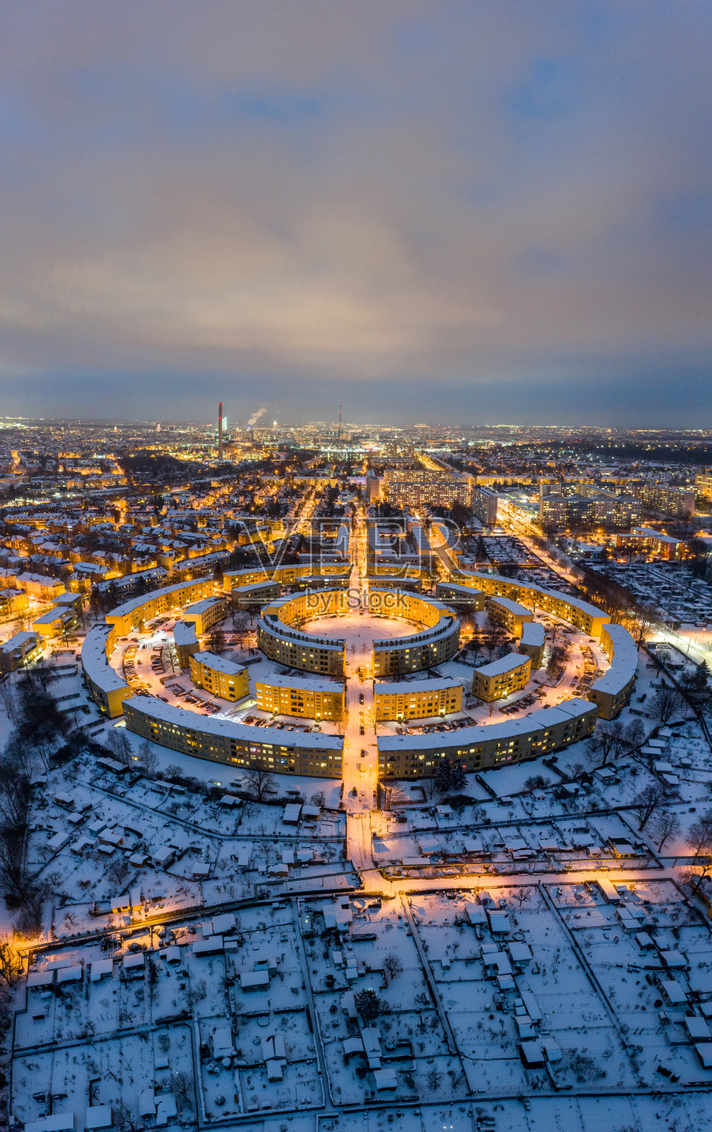 冬天的莱比锡，夜晚的德国照片摄影图片