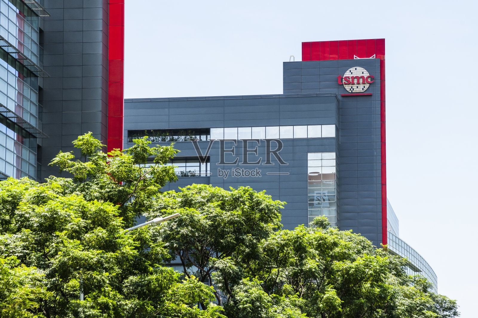 半导体制造公司(TSMC)工厂。照片摄影图片