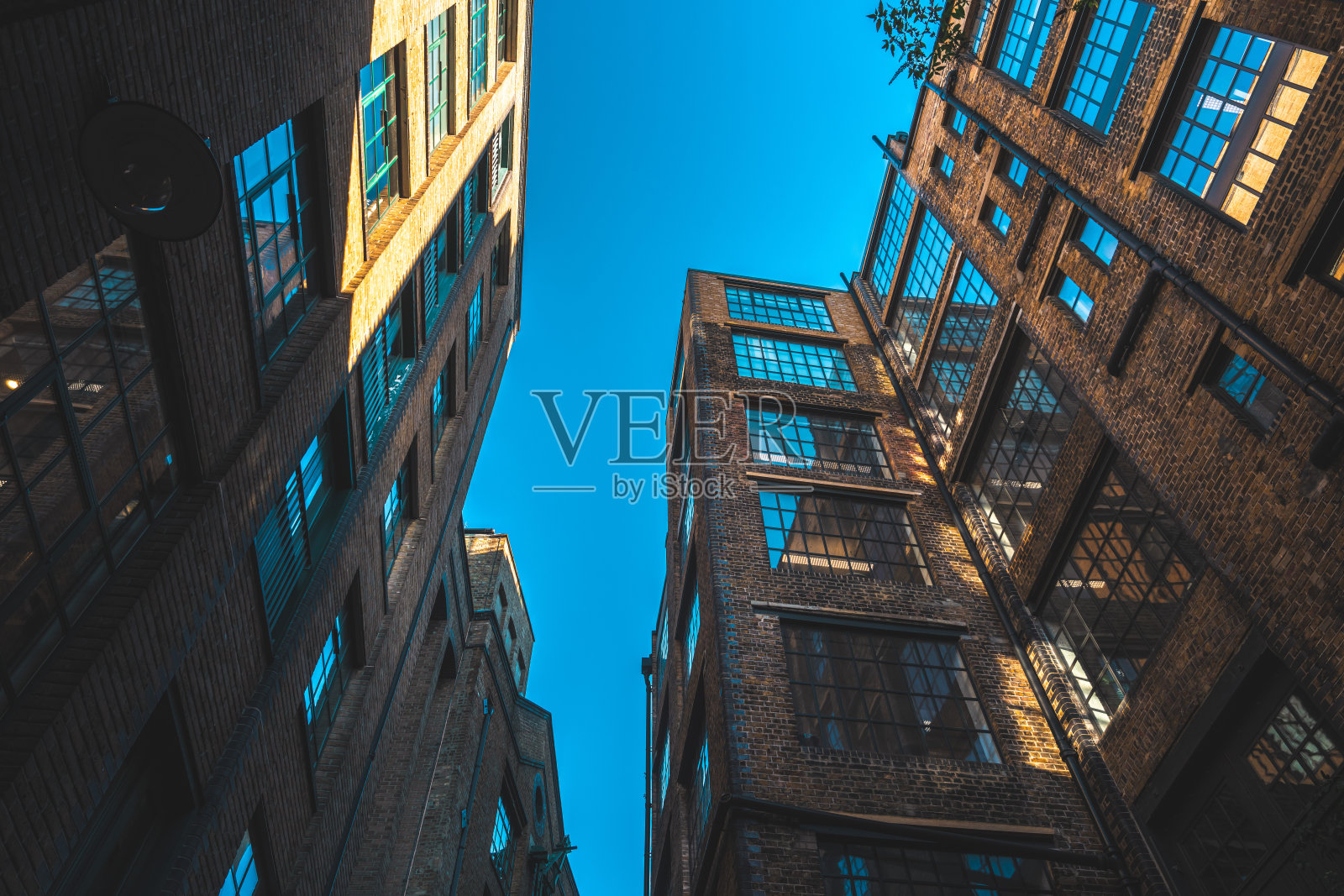 旧码头仓库改造成豪华住宅，伦敦照片摄影图片