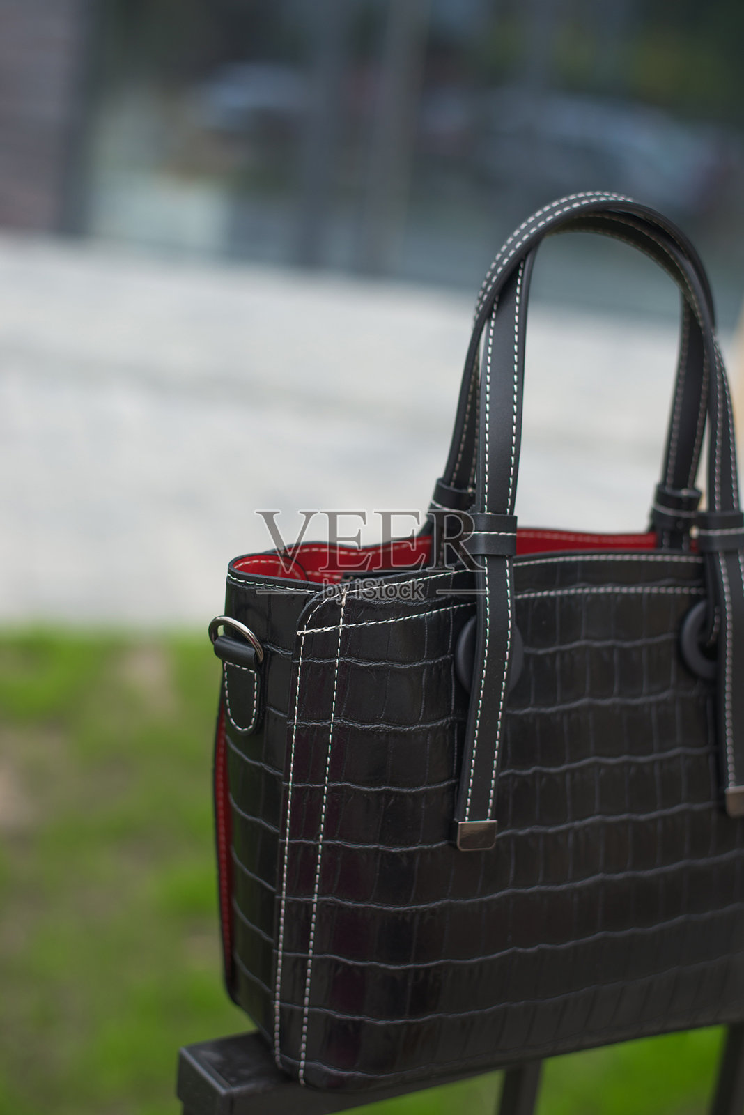 斜挎包、双肩包、手包、购物袋、腰带包、肩包、迷你包、印花包、复古包照片摄影图片