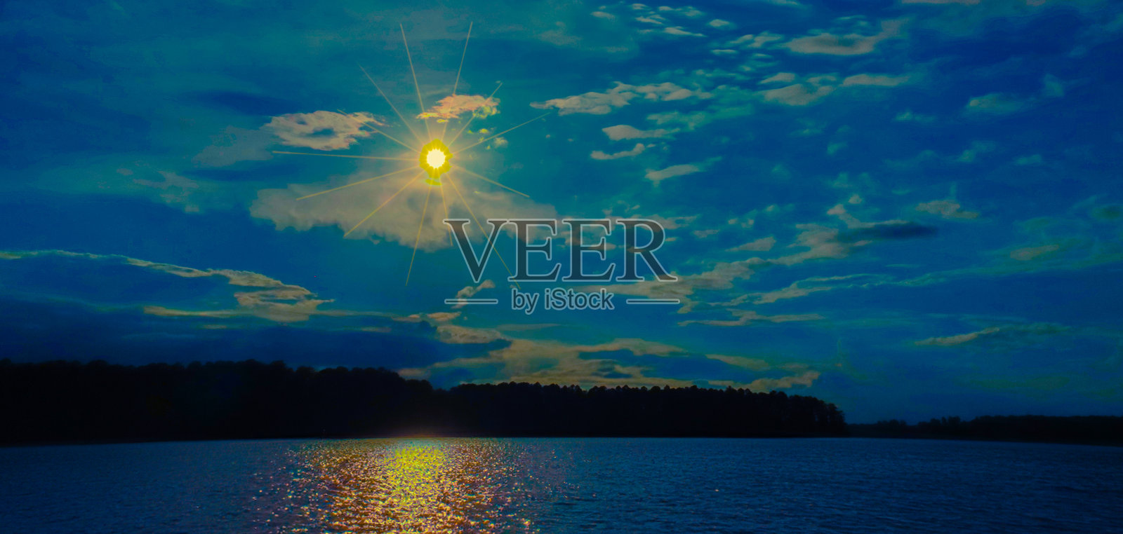 蓝刺湖之夜照片摄影图片