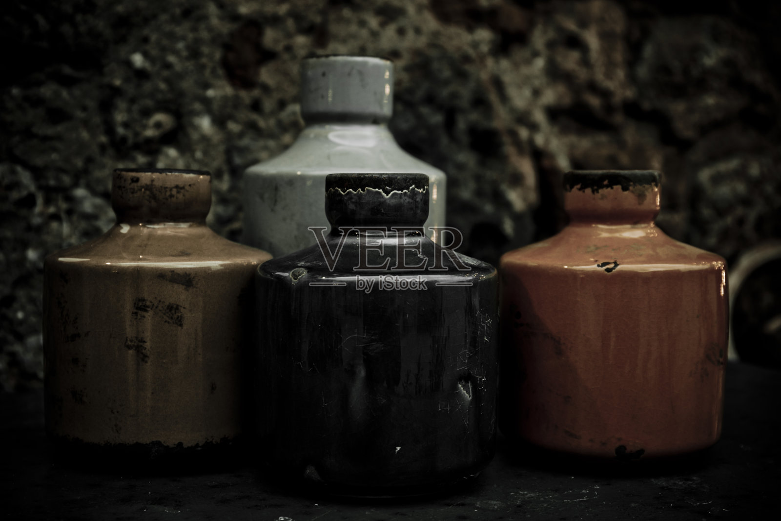 老式的陶瓷罐照片摄影图片