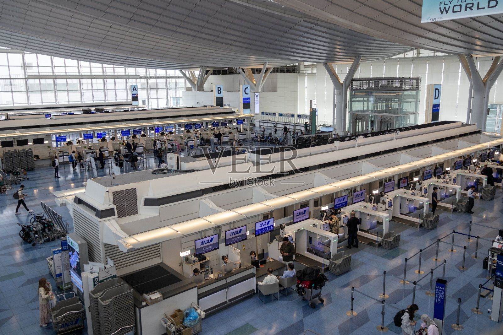 日本羽田机场的内部景观照片摄影图片