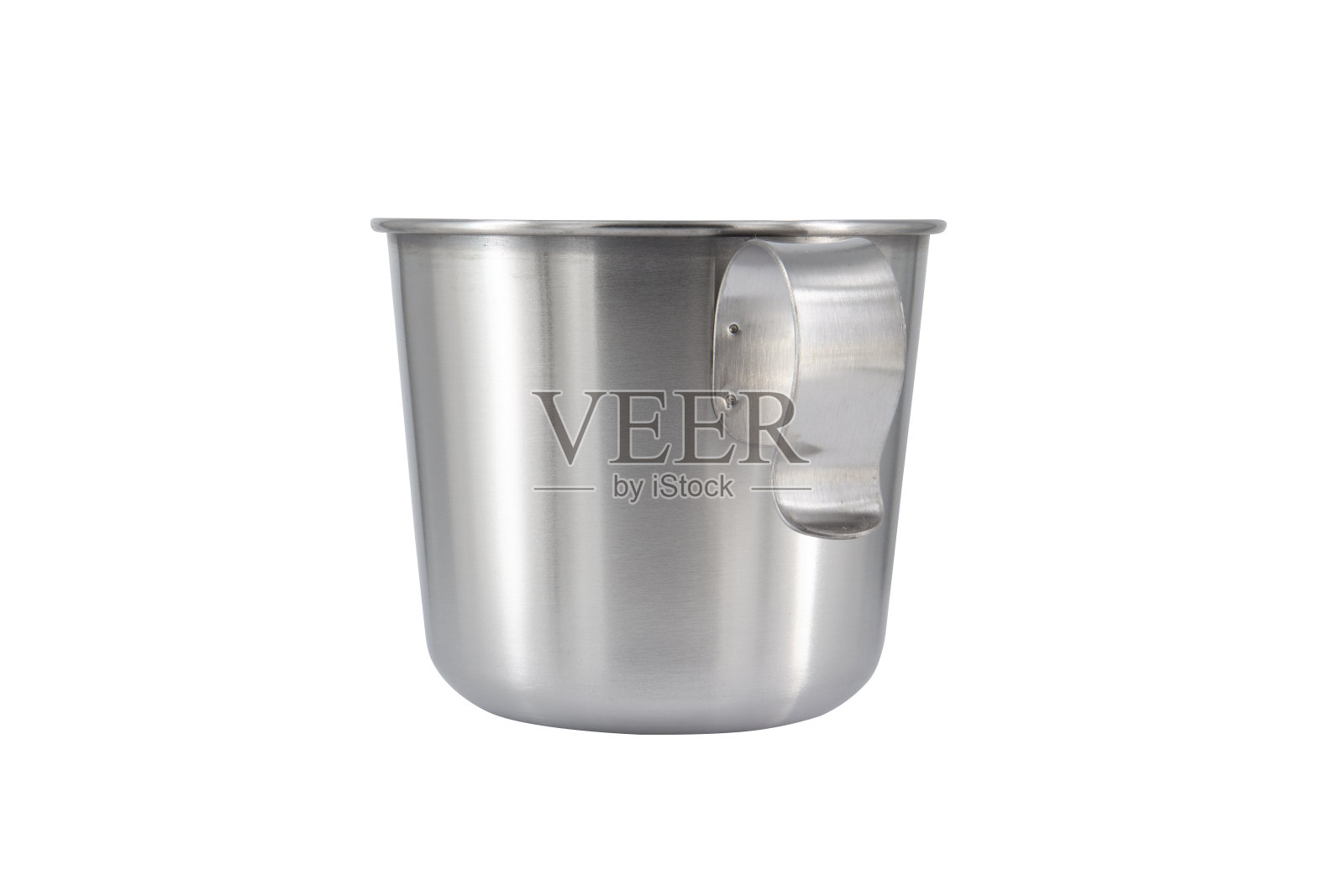 白色背景上的金属杯照片摄影图片