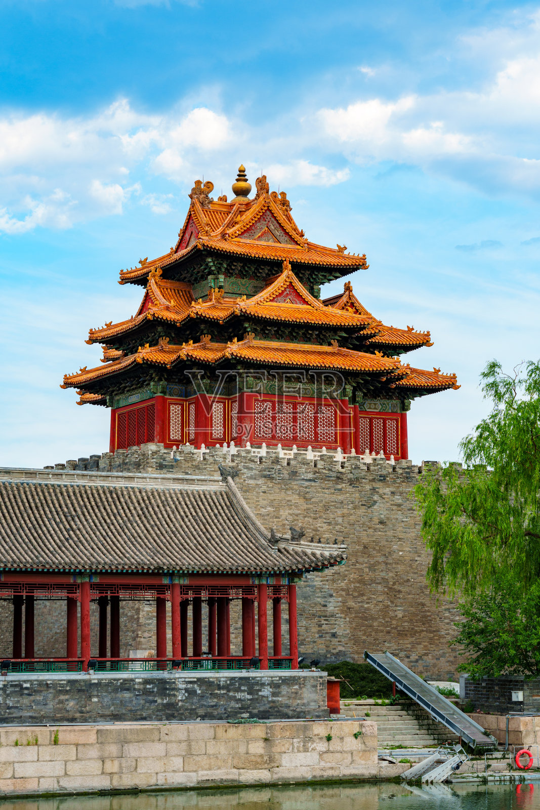 日落时紫禁城的瞭望塔照片摄影图片