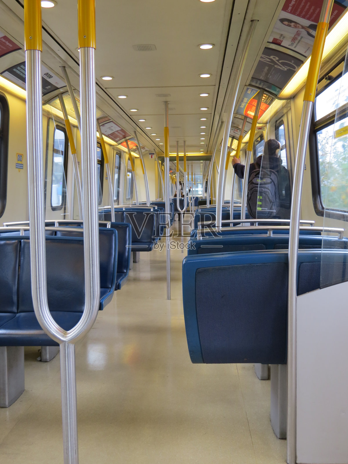 架空列车照片摄影图片