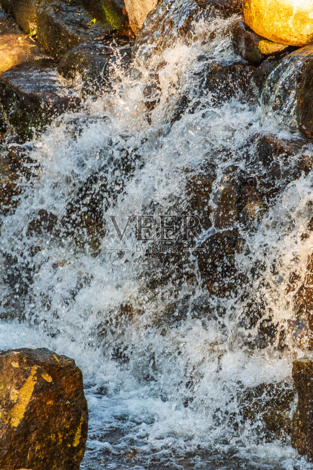 欧伦斯阿拉瑞兹的阿诺亚河。照片摄影图片
