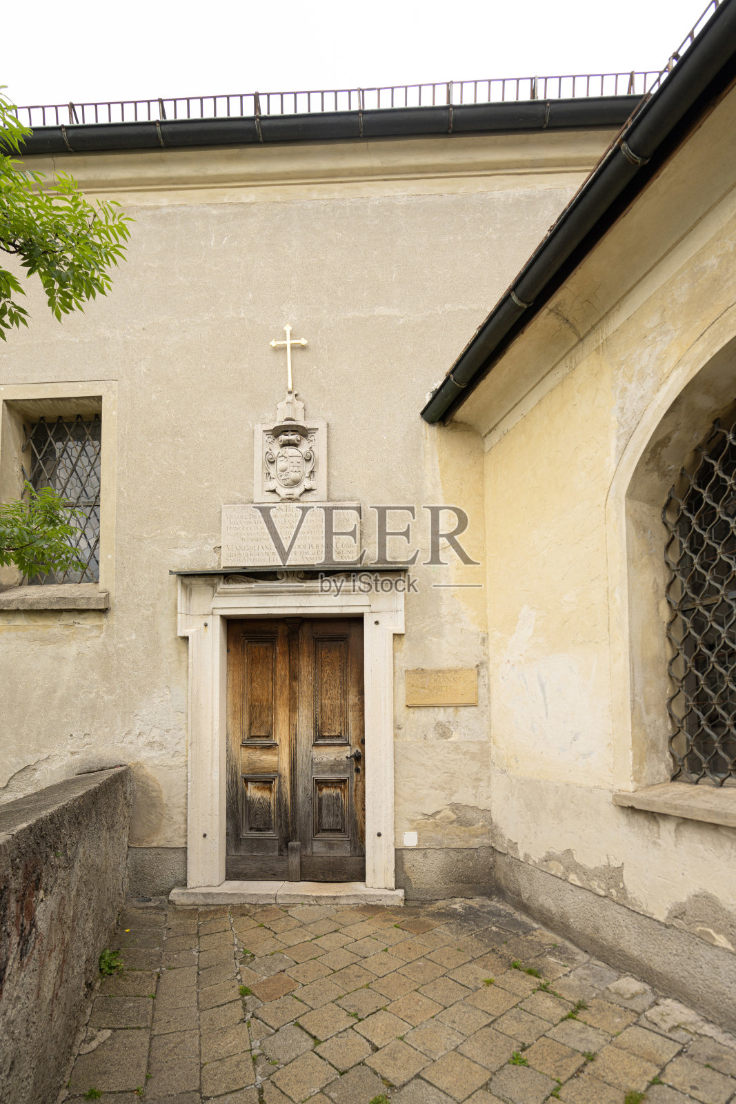 萨尔茨堡市中心因姆伯格教堂的圣约翰照片摄影图片