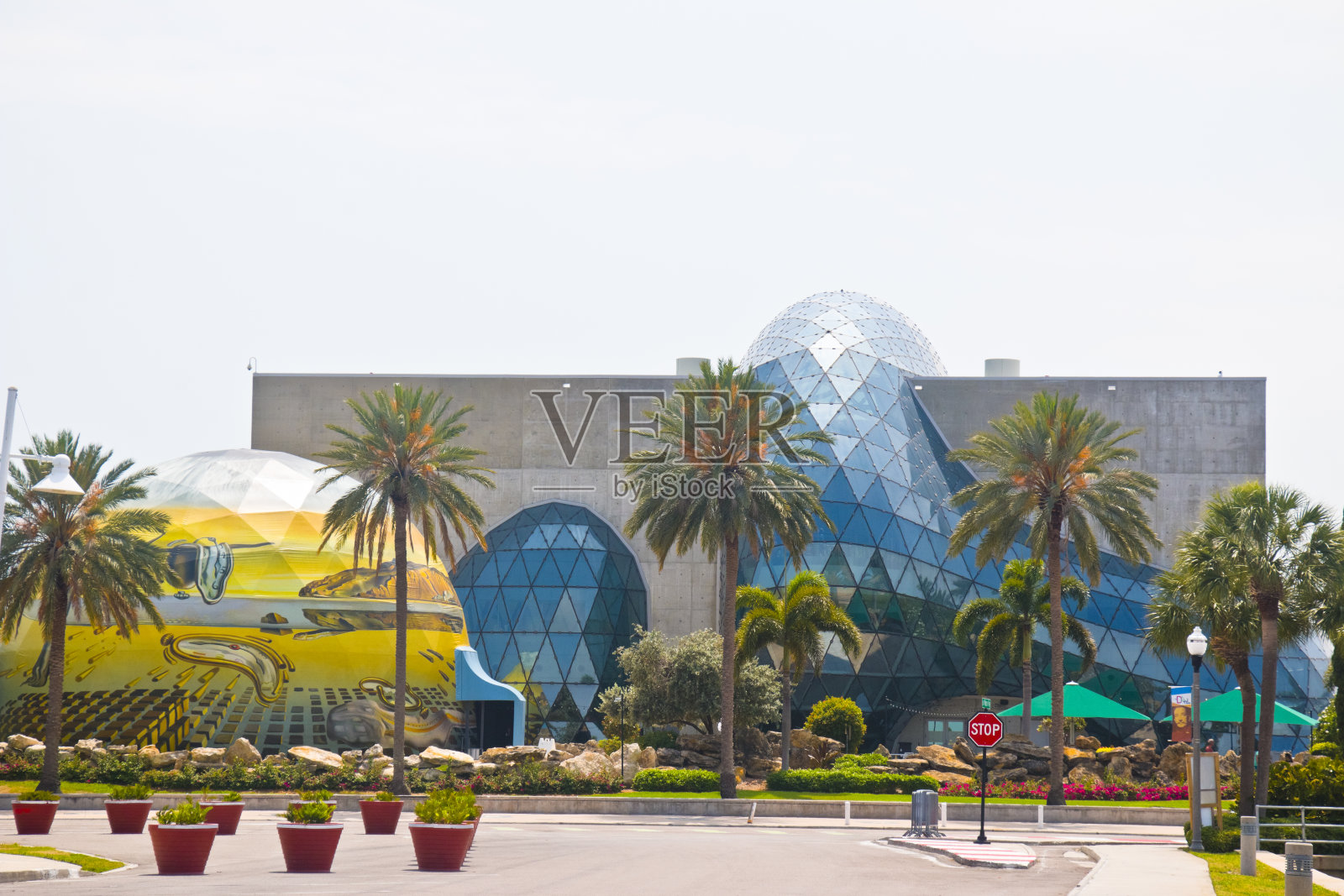 美国佛罗里达州圣彼得堡萨尔瓦多·达利博物馆照片摄影图片