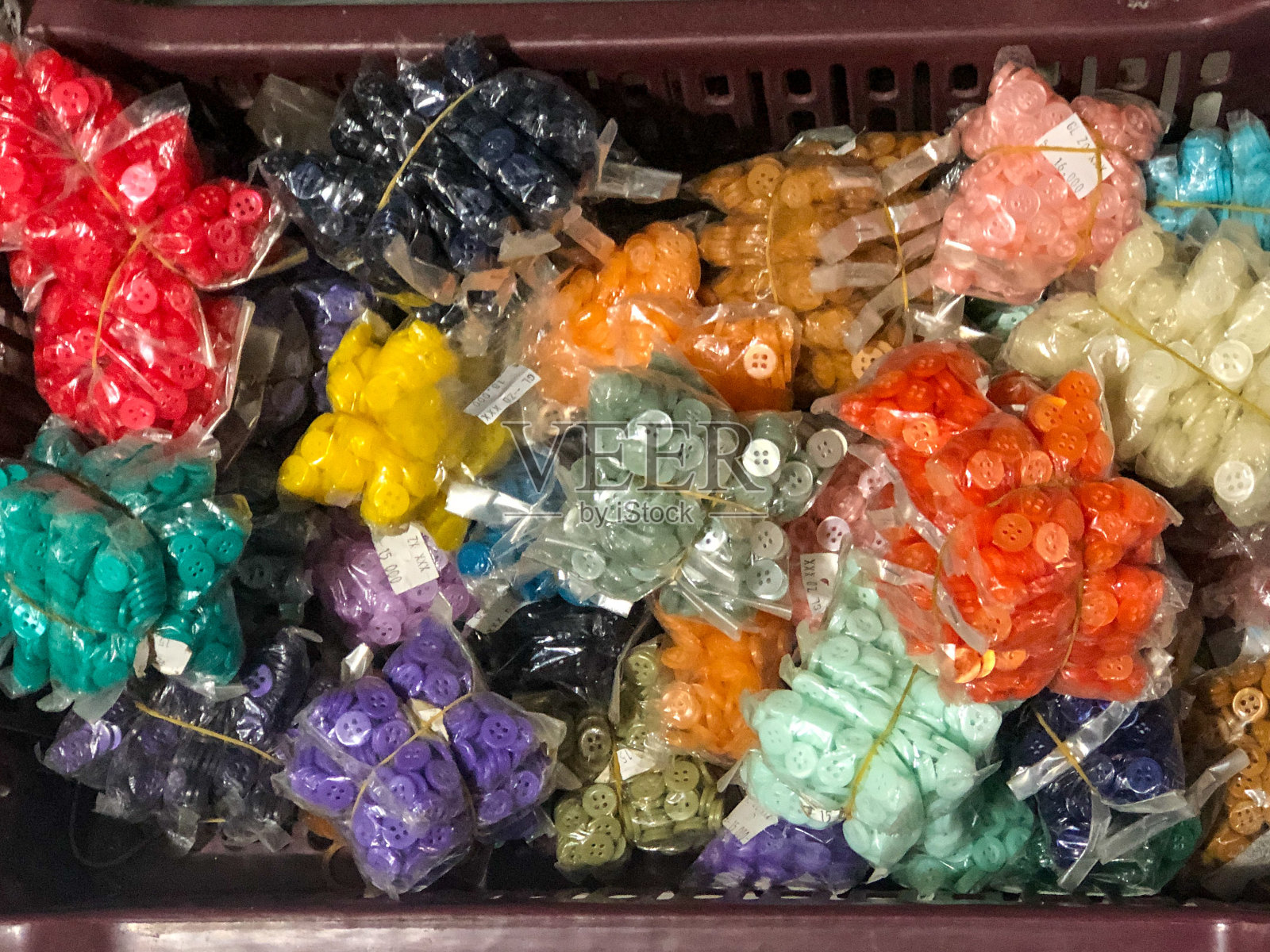 各种颜色的按钮照片摄影图片