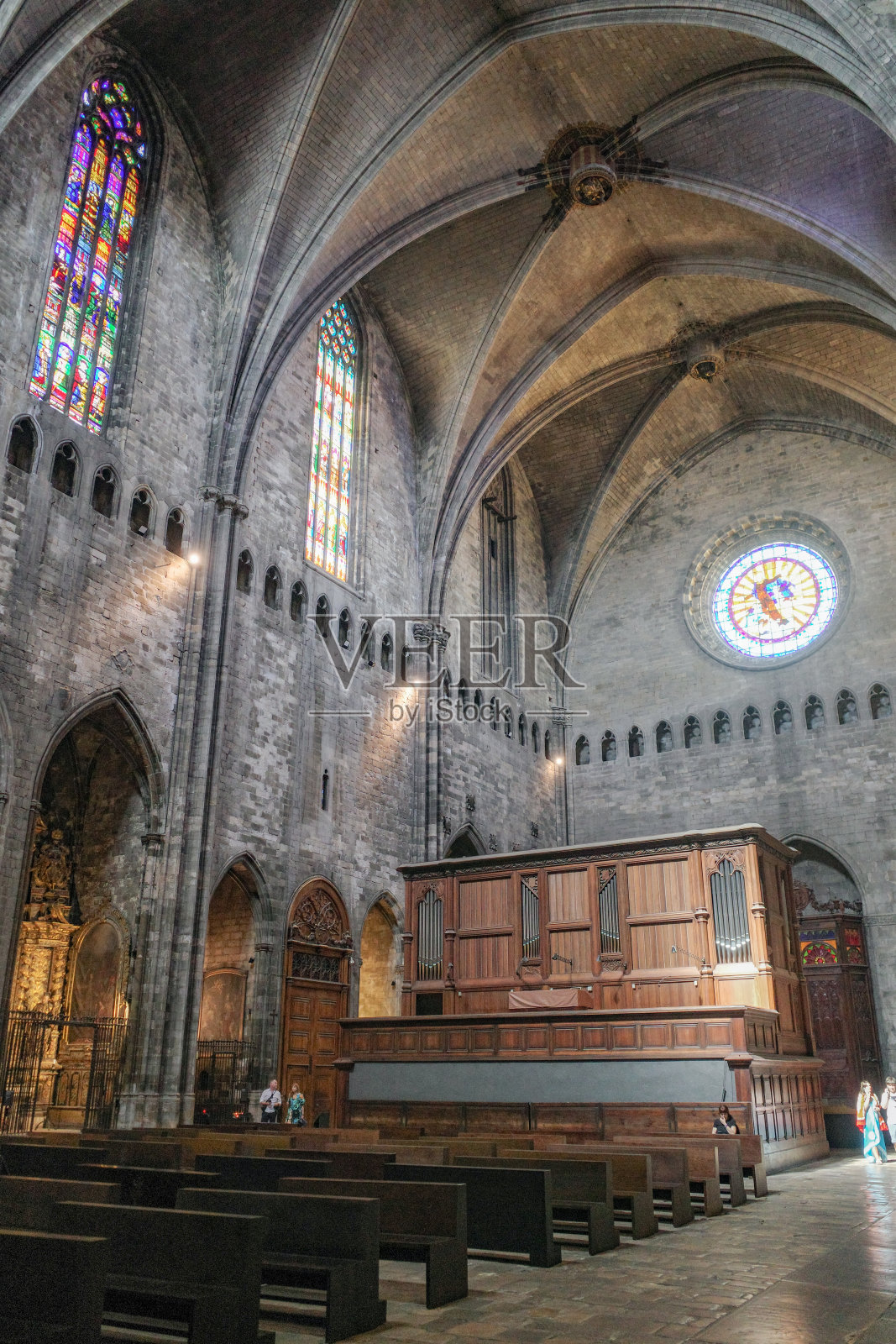 西班牙加泰罗尼亚的赫罗纳大教堂内部照片摄影图片