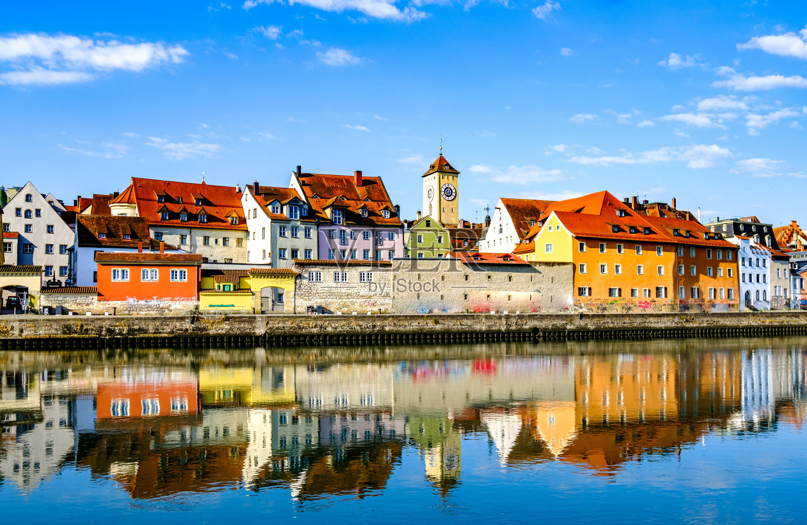 老城雷根斯堡-巴伐利亚照片摄影图片