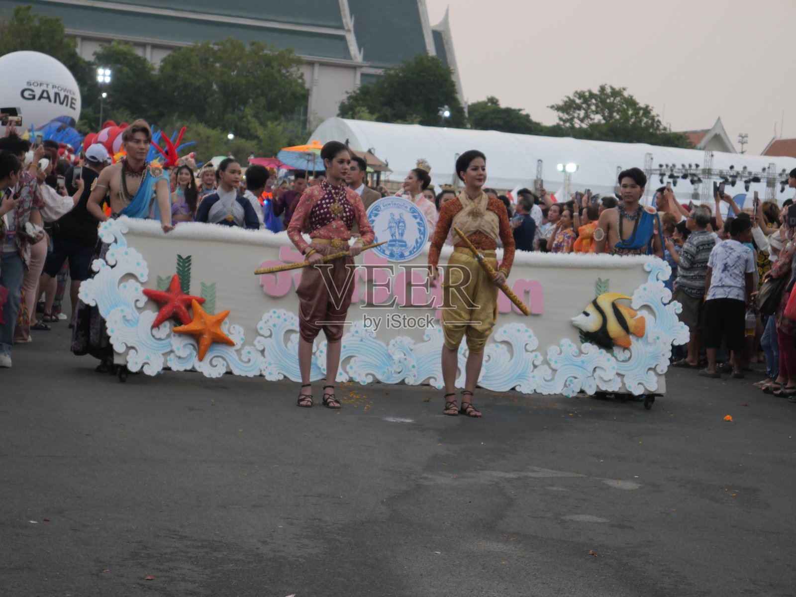 东南亚文化游行庆祝传统新年照片摄影图片