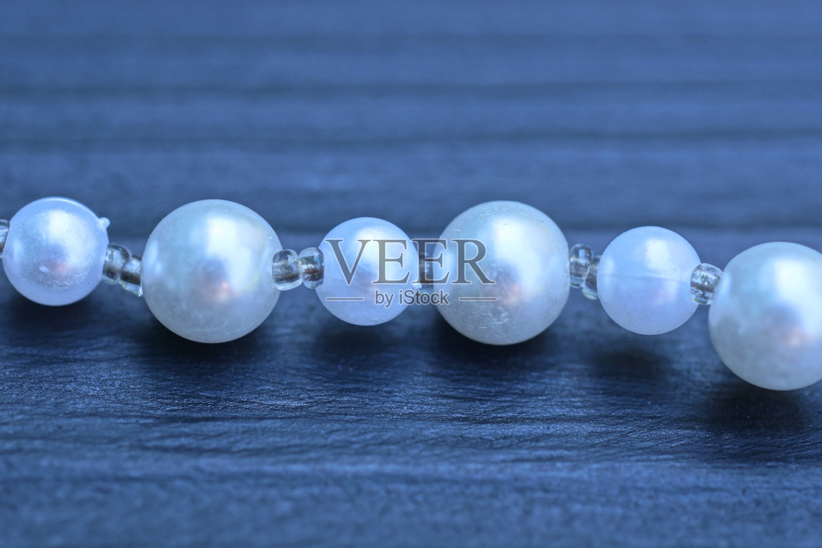 白珍珠项链的一部分照片摄影图片