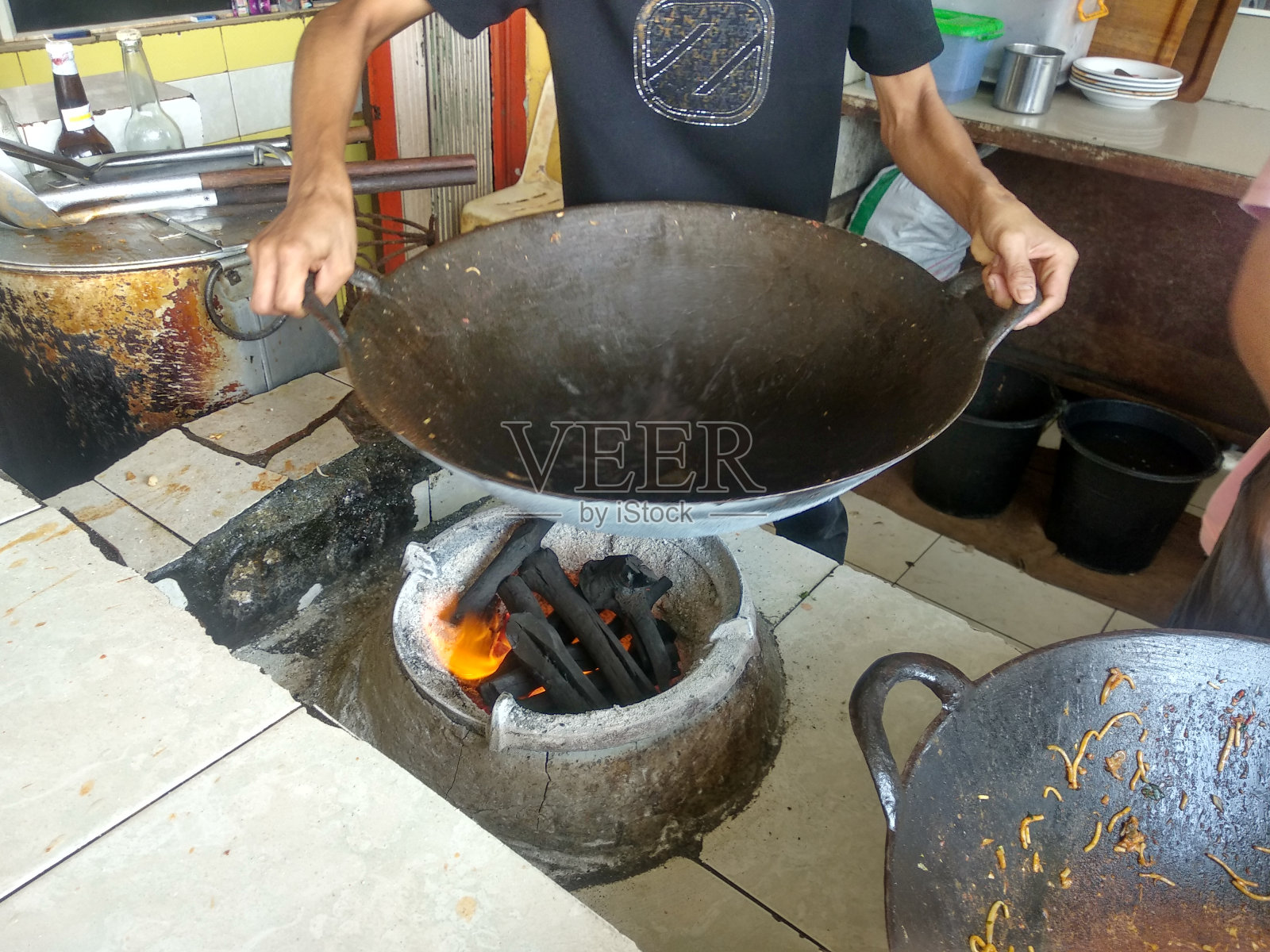 准备午餐时间照片摄影图片