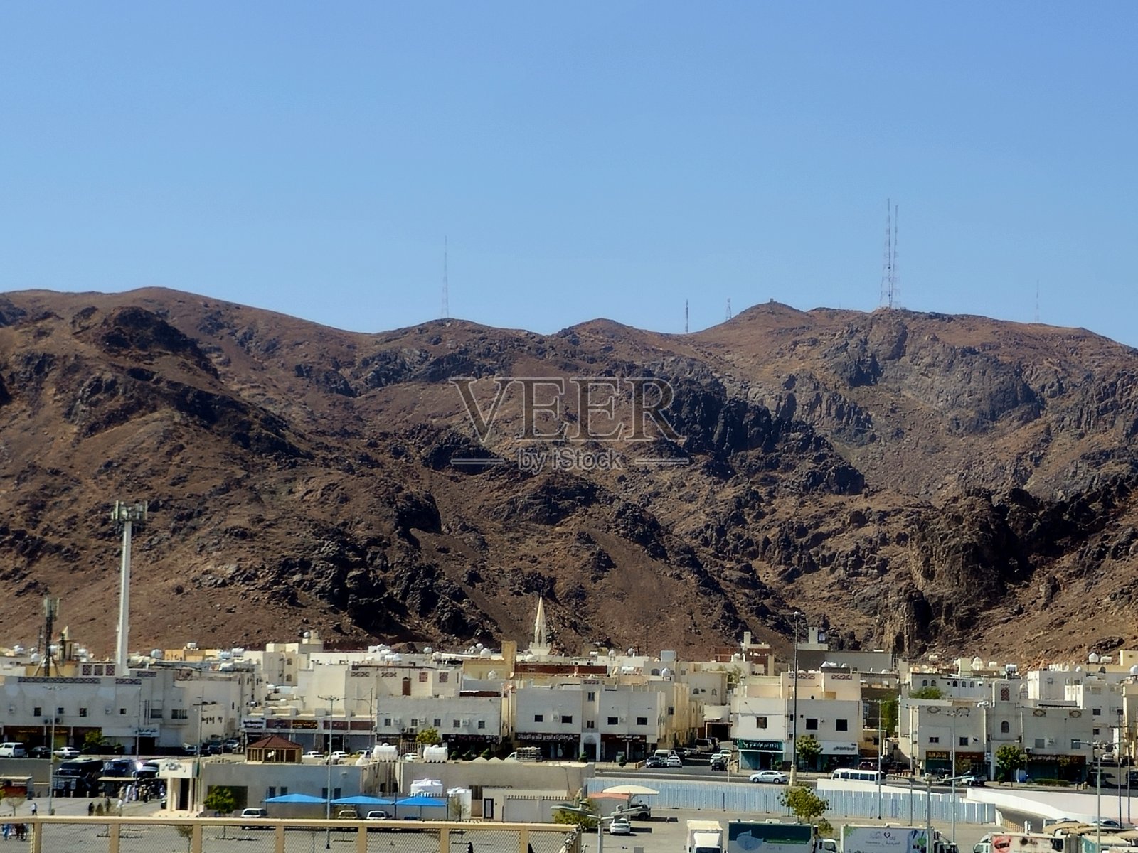 麦地那以北的乌胡德山,伊斯兰先知穆罕默德与其古莱什部落多神教徒之间第二次战役的地点照片摄影图片