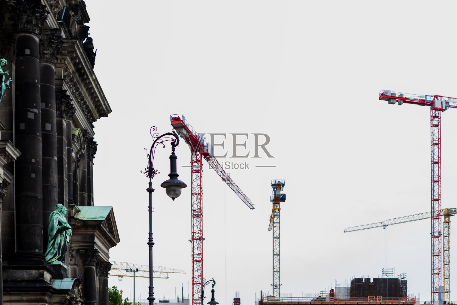 建筑起重机照片摄影图片