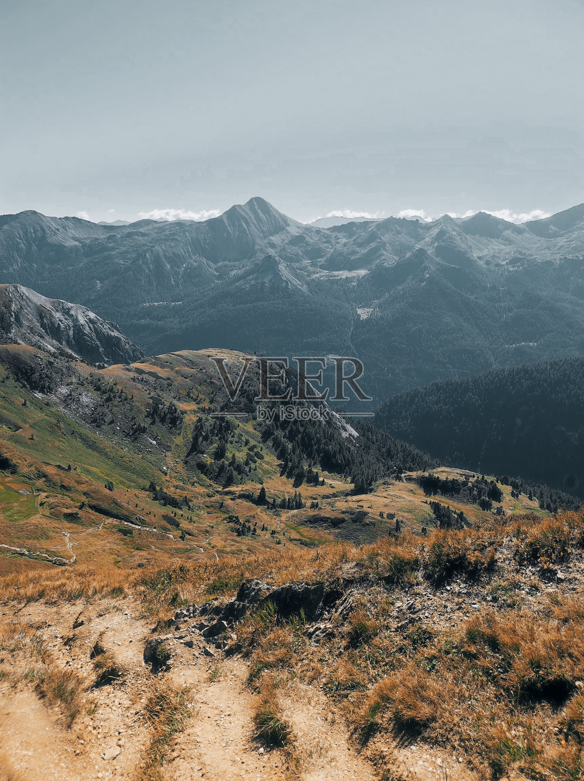 阿尔卑斯山上的秋日照片摄影图片