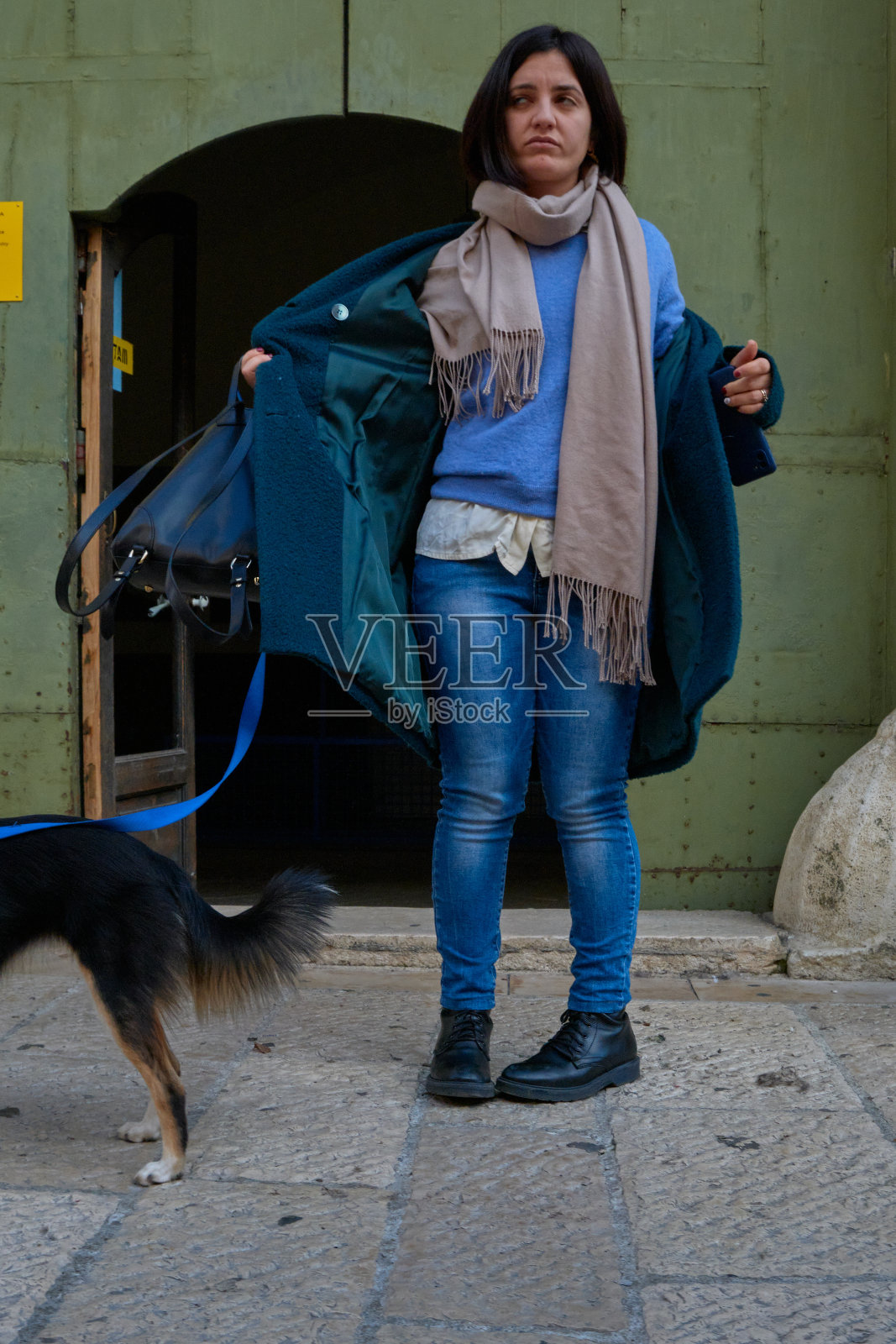 在老城的中心照片摄影图片