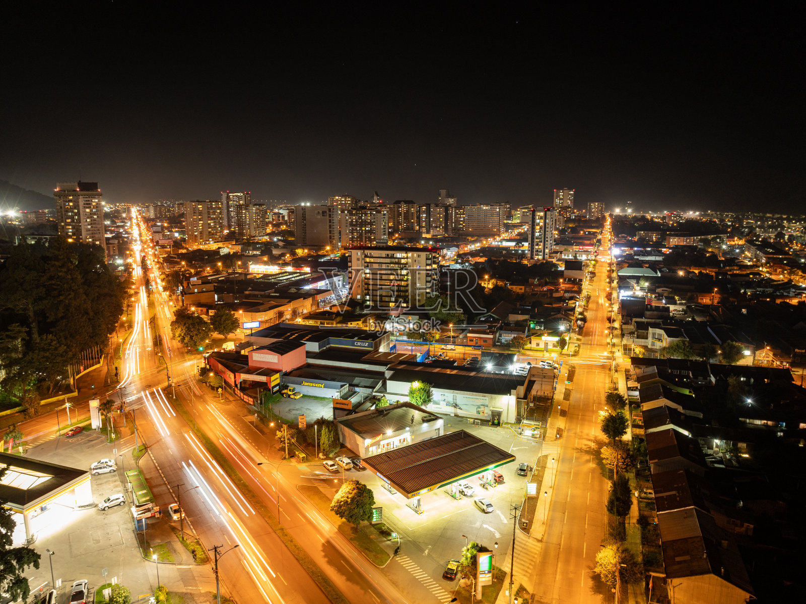 特穆科夜景鸟瞰图照片摄影图片