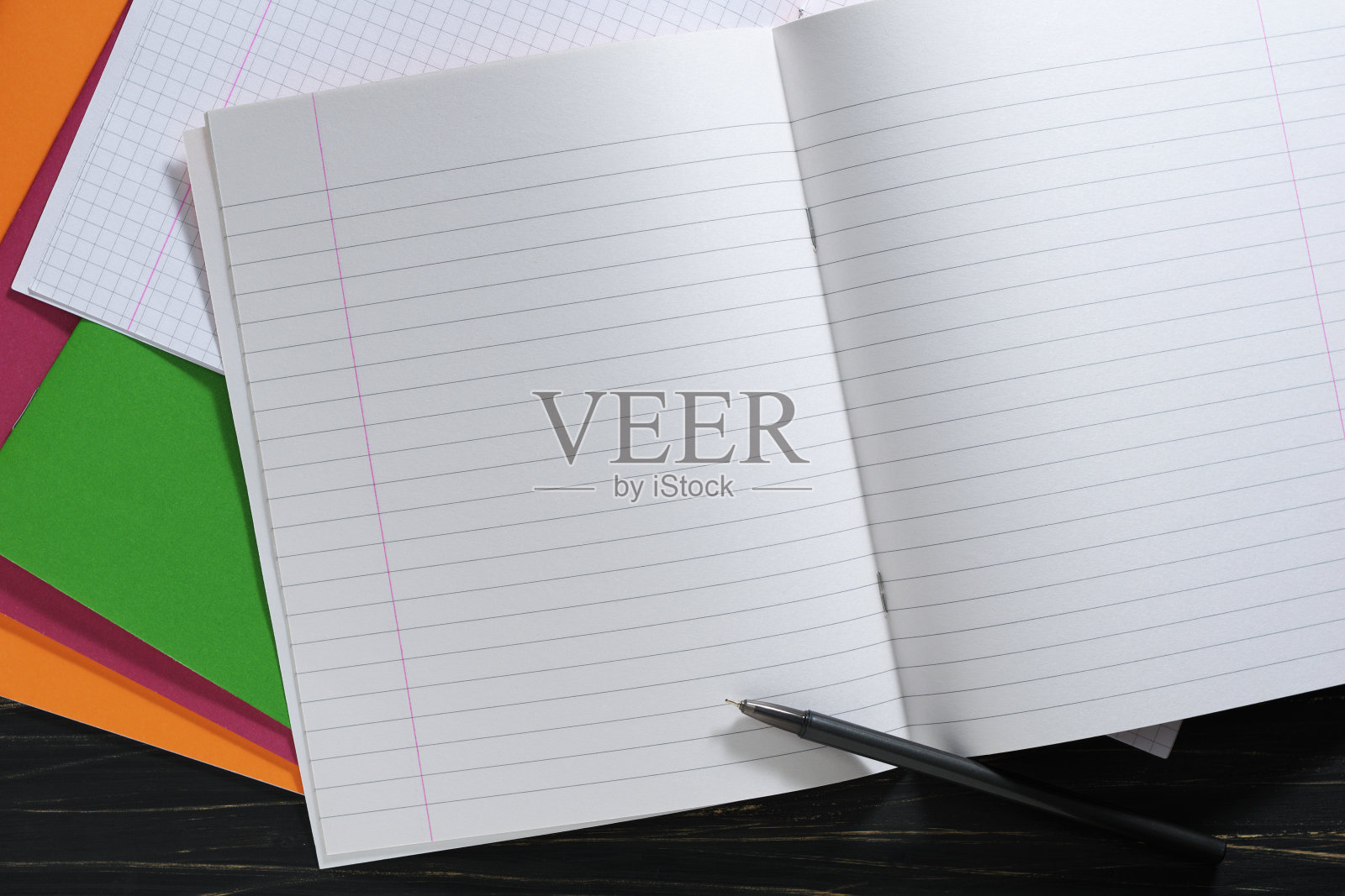 学校练习本照片摄影图片